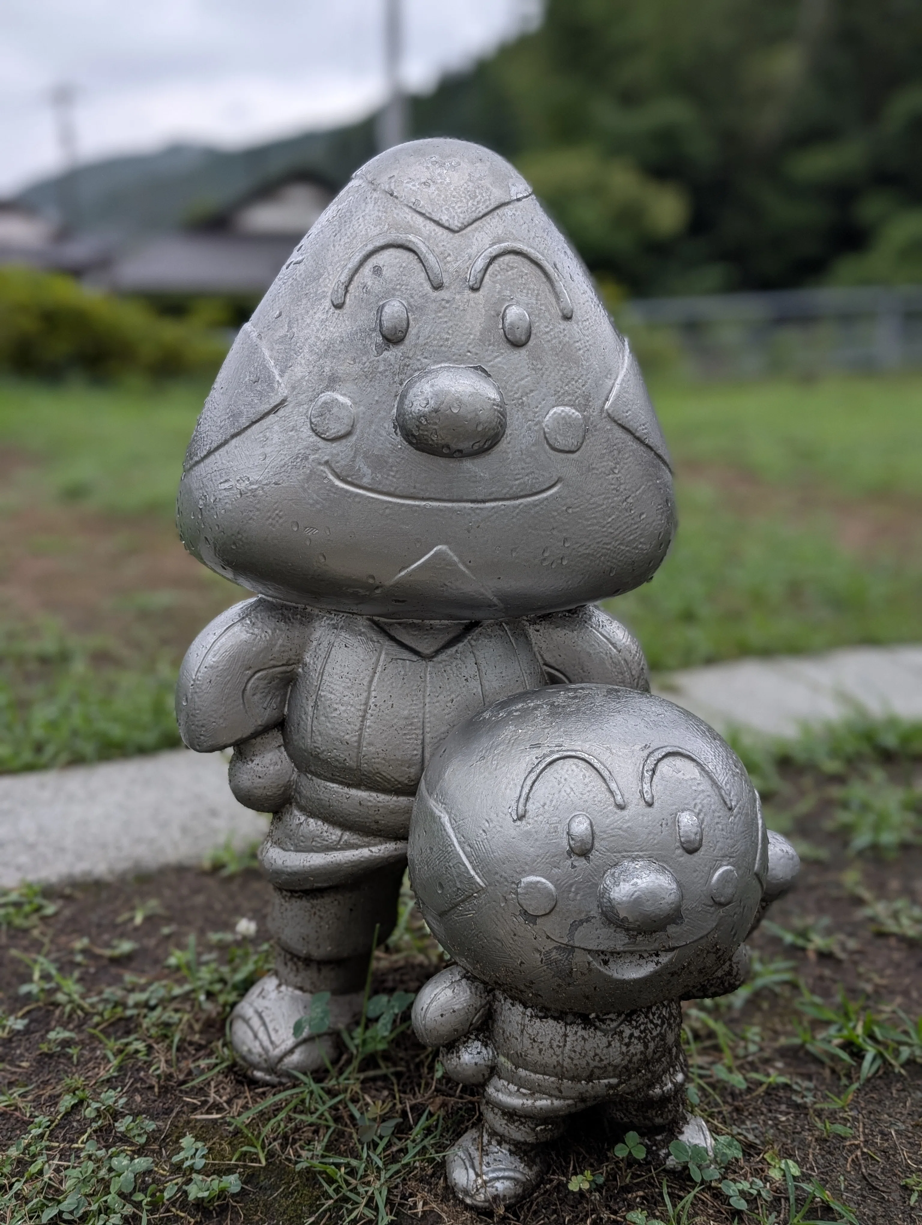 山あいの町で出会った、アンパンマンの世界— やなせたかしのふるさとを