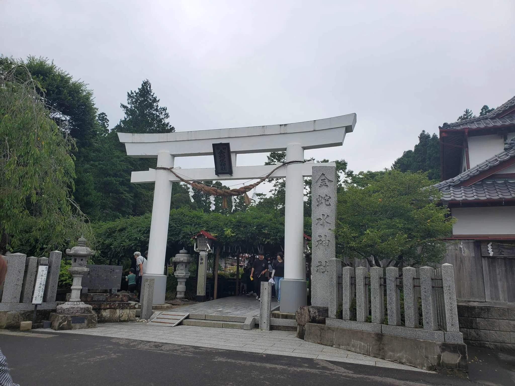 宮城県岩沼市・2025年巳年で大人気！の金蛇水神社へ行って来たでよ