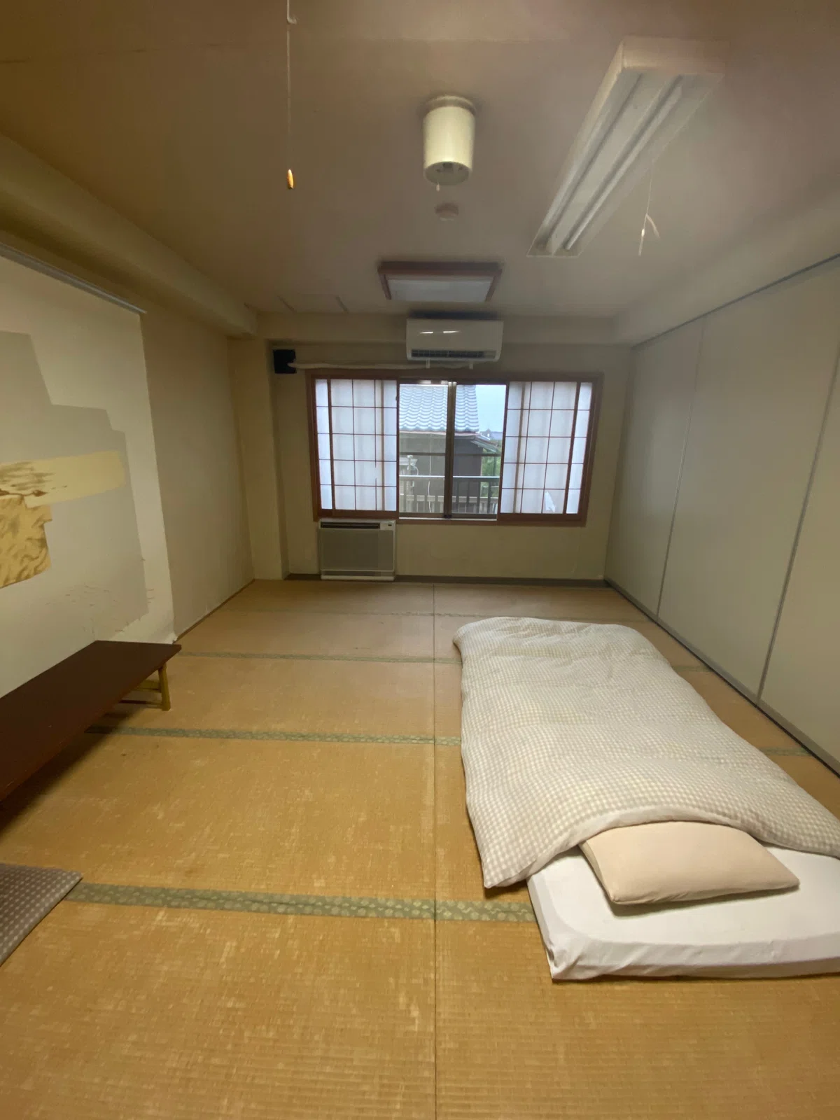 [Obon is expensive! So, let's stay local!] Skipping overpriced hot ...