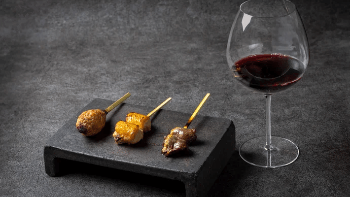 DYNACブランド図鑑（2025年〜新業態） ▷ 特選高坂鶏を使用した「唯一