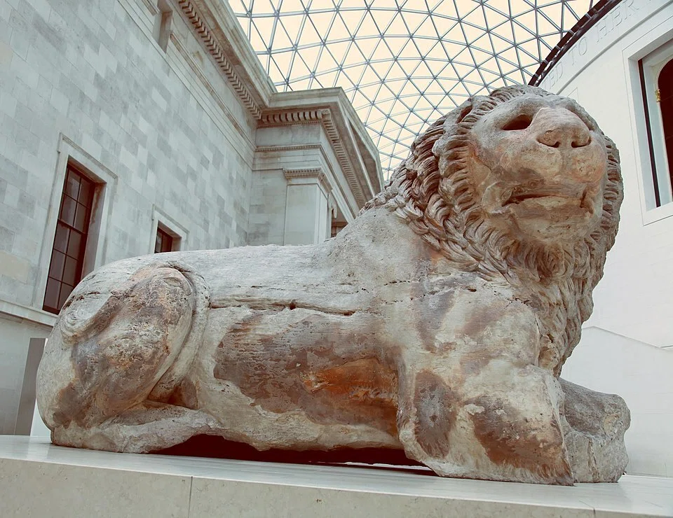 ヨーロッパの洞窟にライオン？世界の古代ライオン像の謎を追う｜造形屋