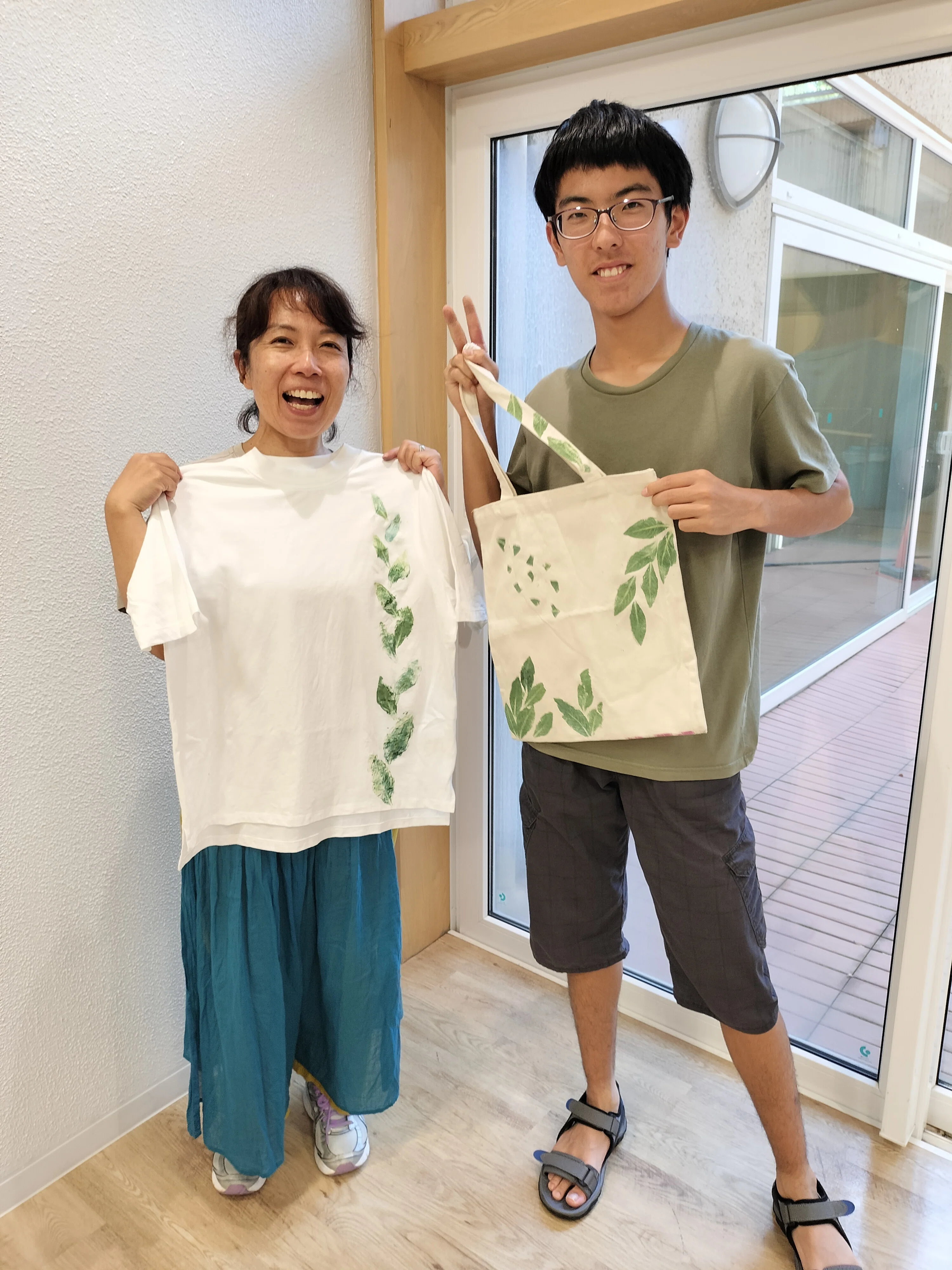 アートケアだより2025年8月号 「育てる・作る 植物を感じるシリーズ