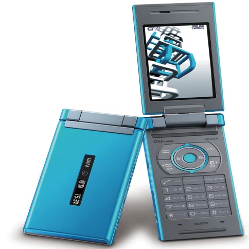 au／SANYO／W52SA／ブルー／携帯電話／ガラケー 私の携帯電話履歴書｜ガーメネ