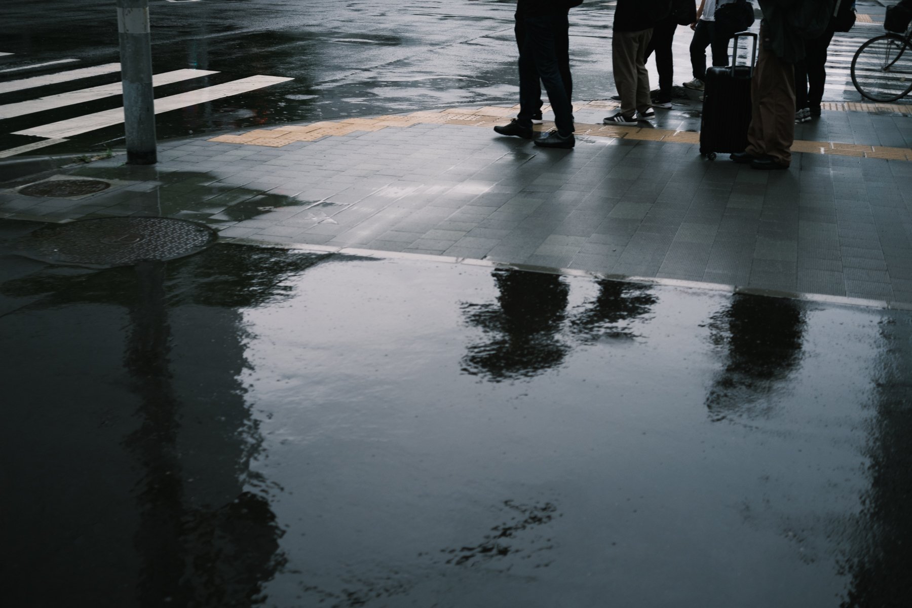 FUJIFILM】クラシックネガで撮る、雨の札幌 / shot on XF27mm F2.8R WR