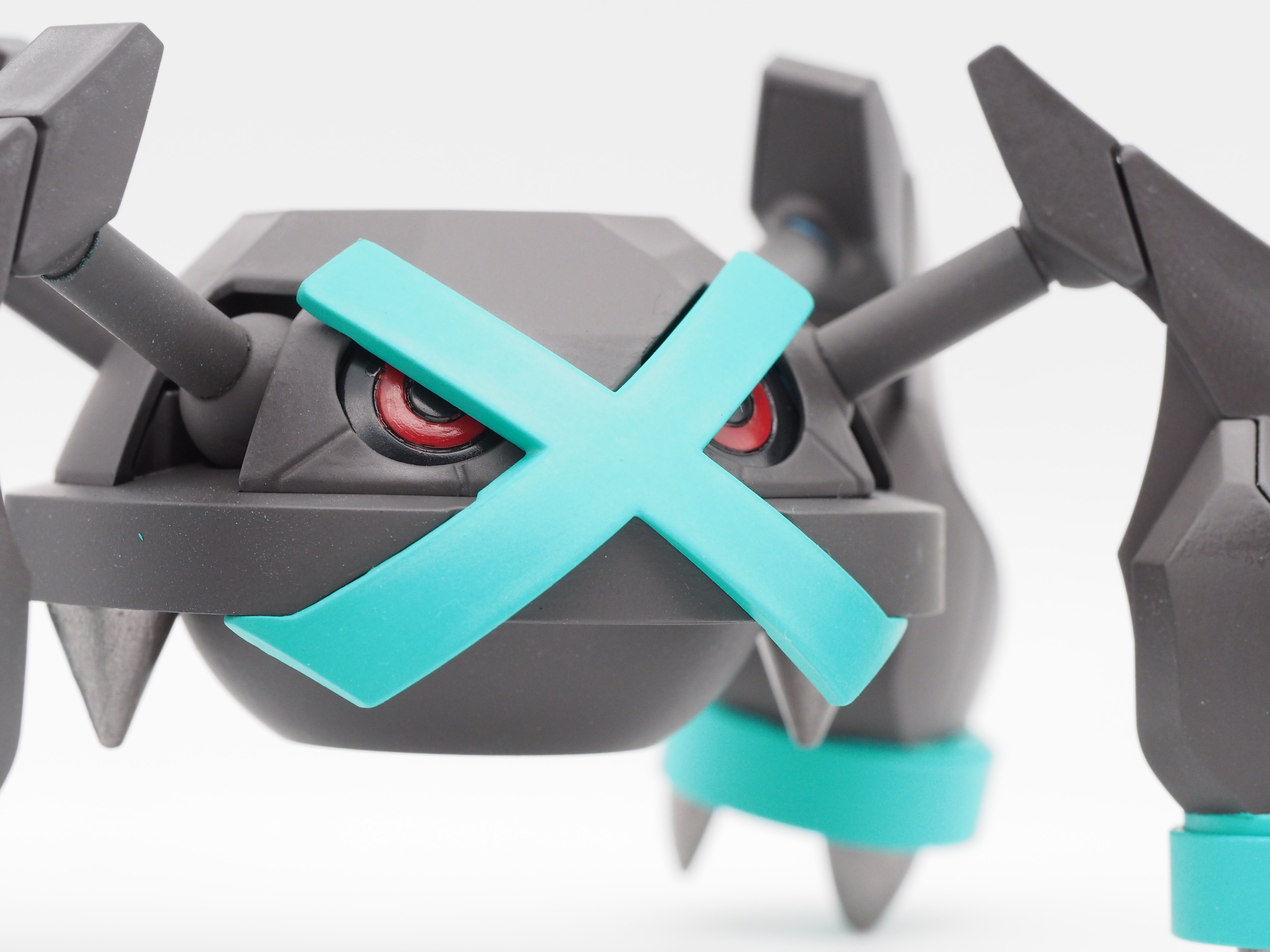 筆塗り全塗装｜ポケプラ メタグロスをオリジナルカラーで塗ってみた