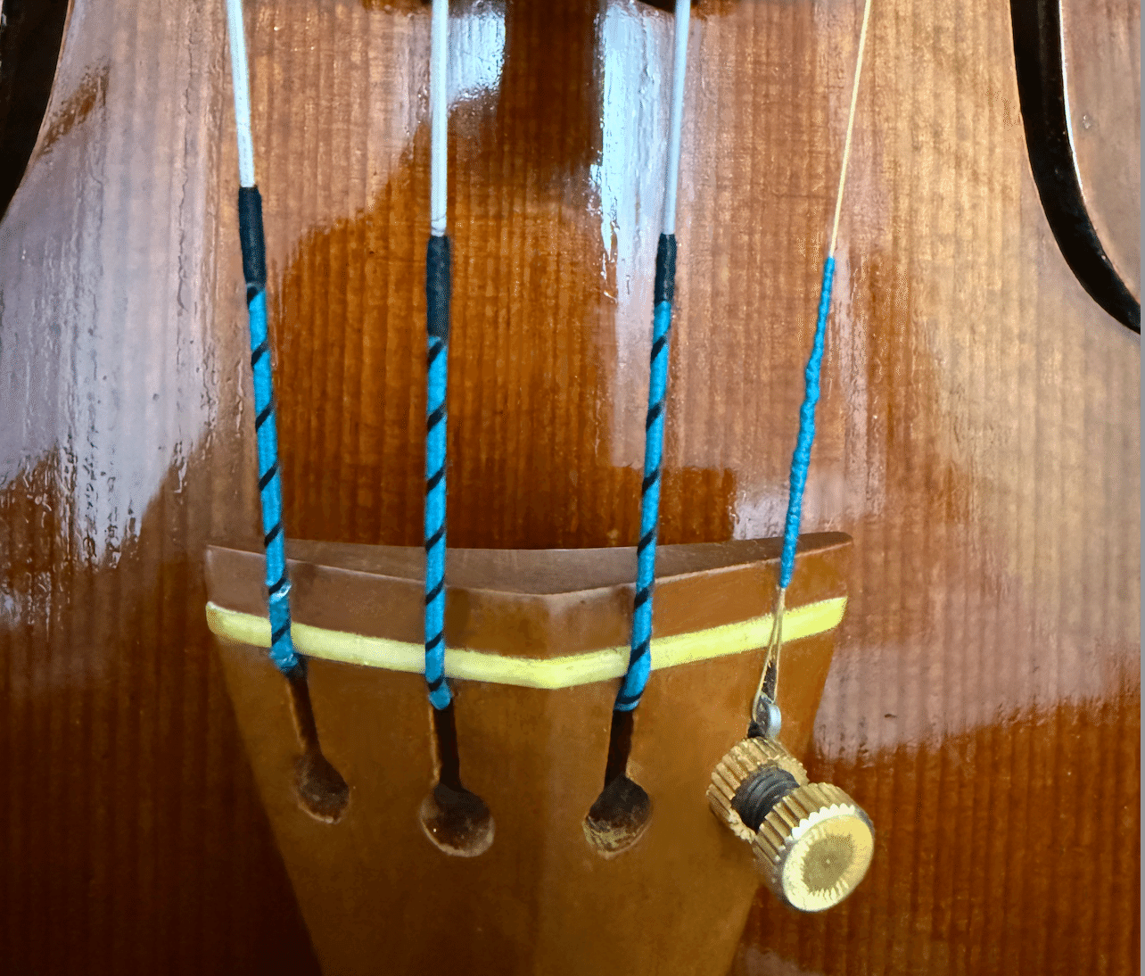 中古 弦 バイオリン エヴァピラッツィネオ 4/4 ヴァイオリン 中古