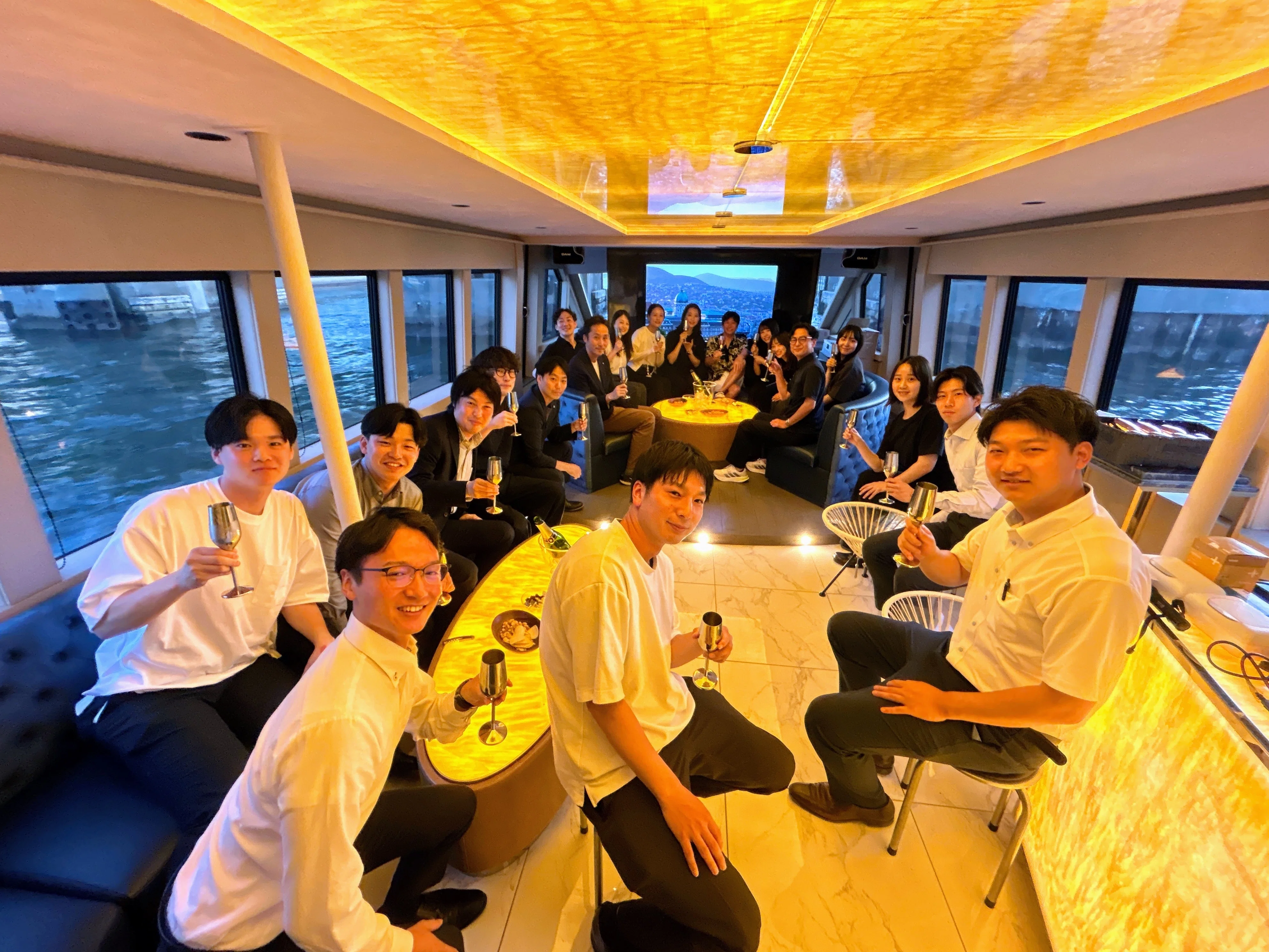 超豪華！！ご褒美はクルージングやマリンスポーツ🌊🚤ただの社内表彰