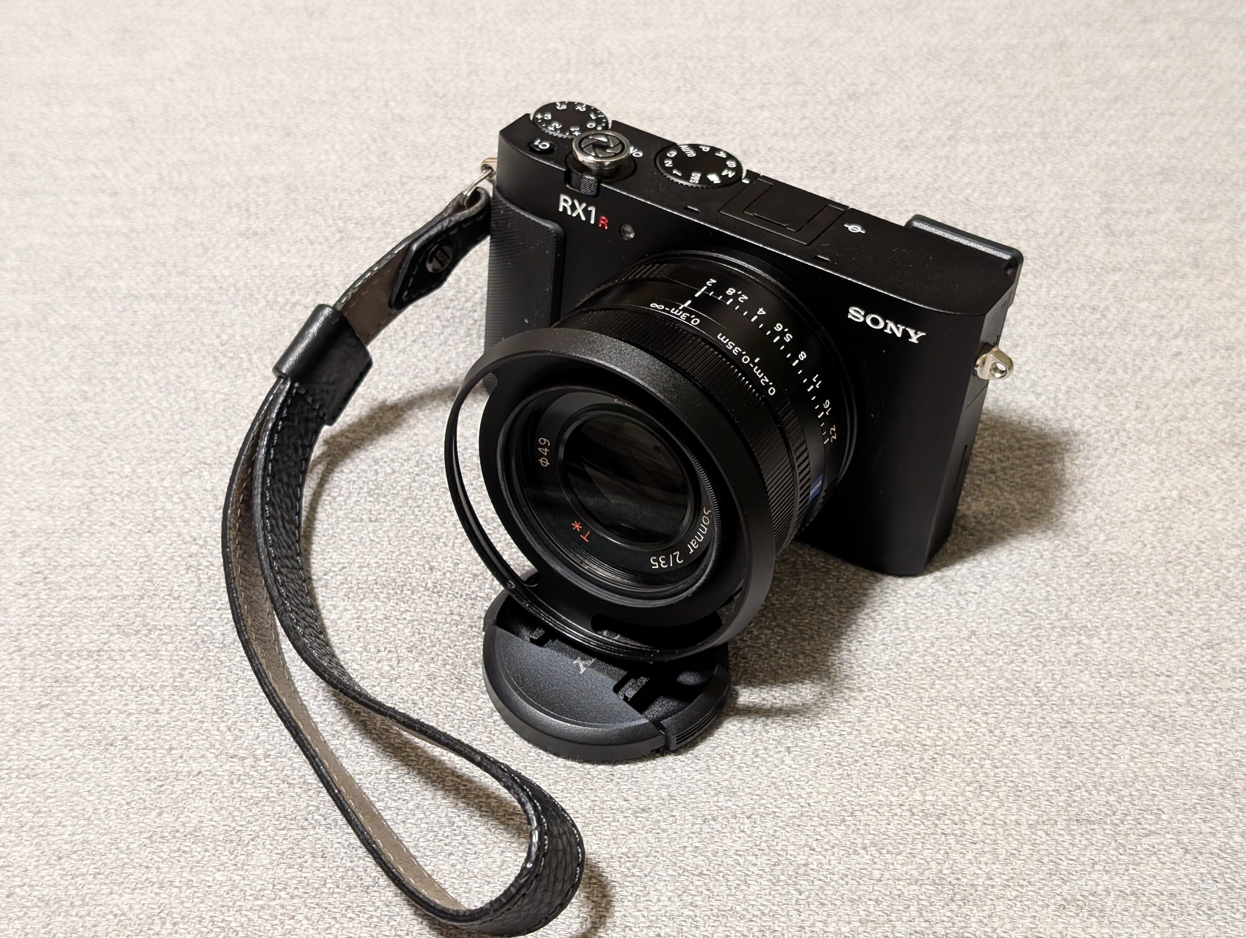 SONY RX1RⅢ用レンズフードあれこれ｜アマクサ