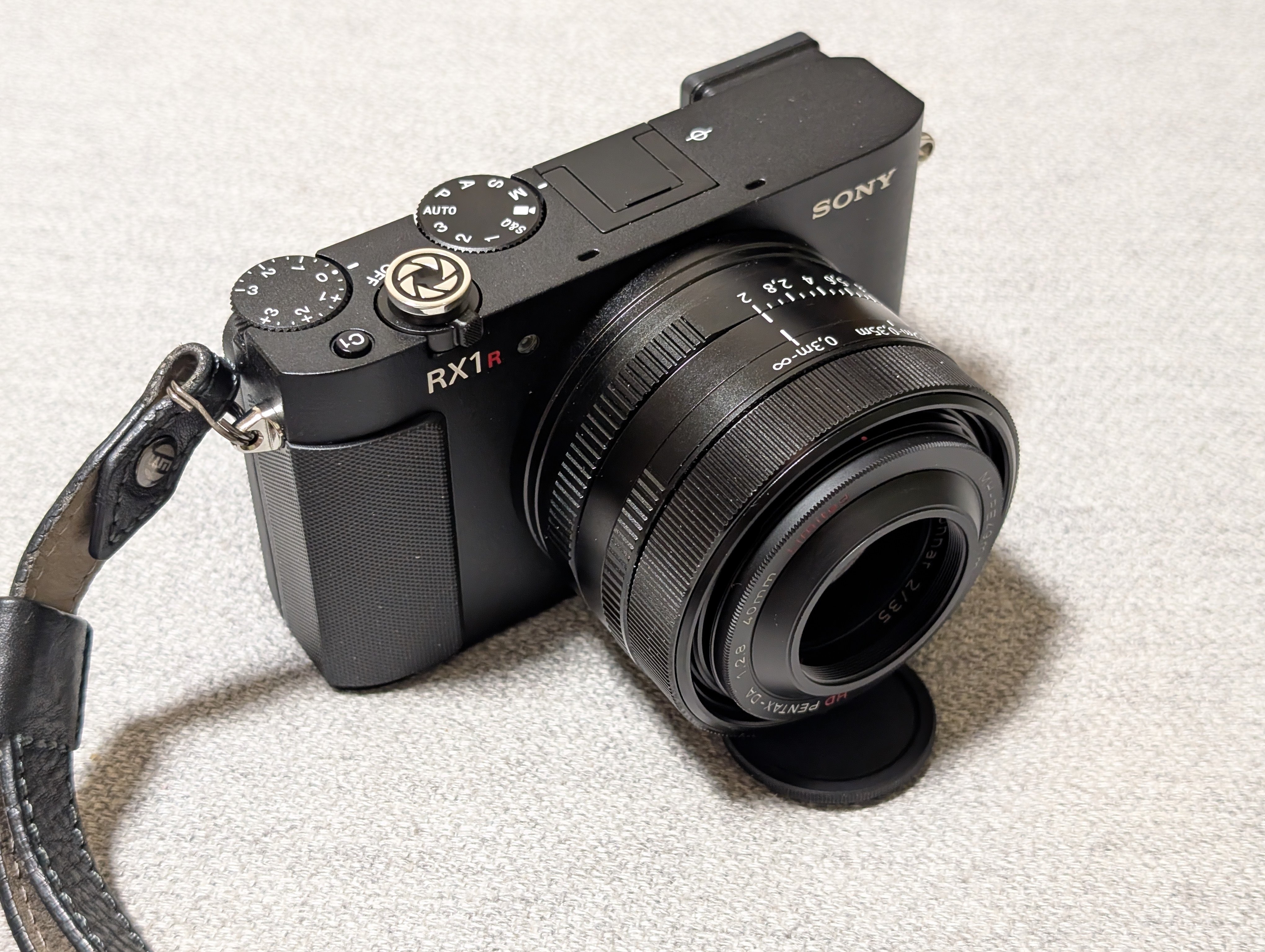 SONY RX1RⅢ用レンズフードあれこれ｜アマクサ