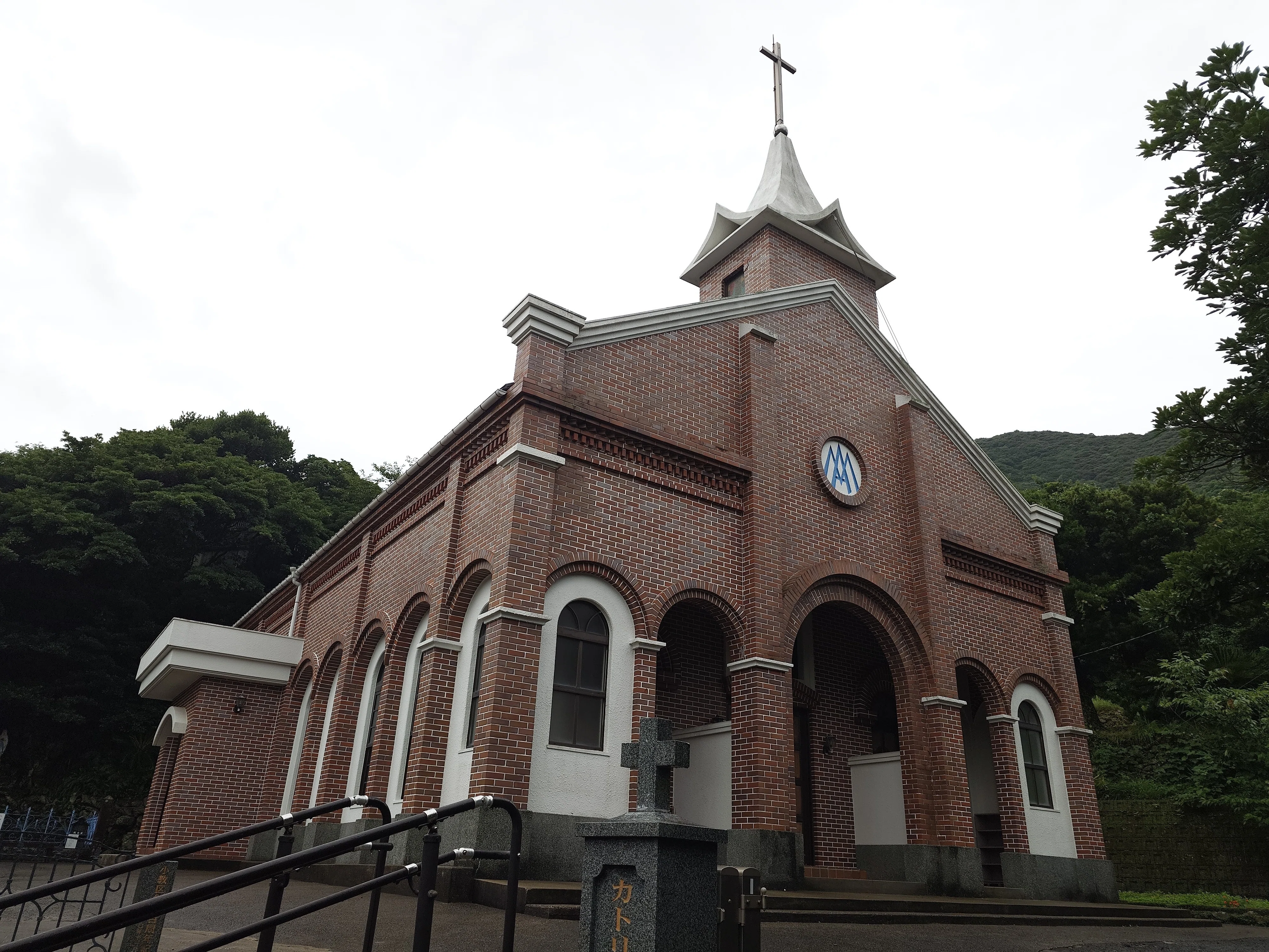 教会の明り取り 旅日記】五島・福江島の教会巡り｜推し旅トラベラー