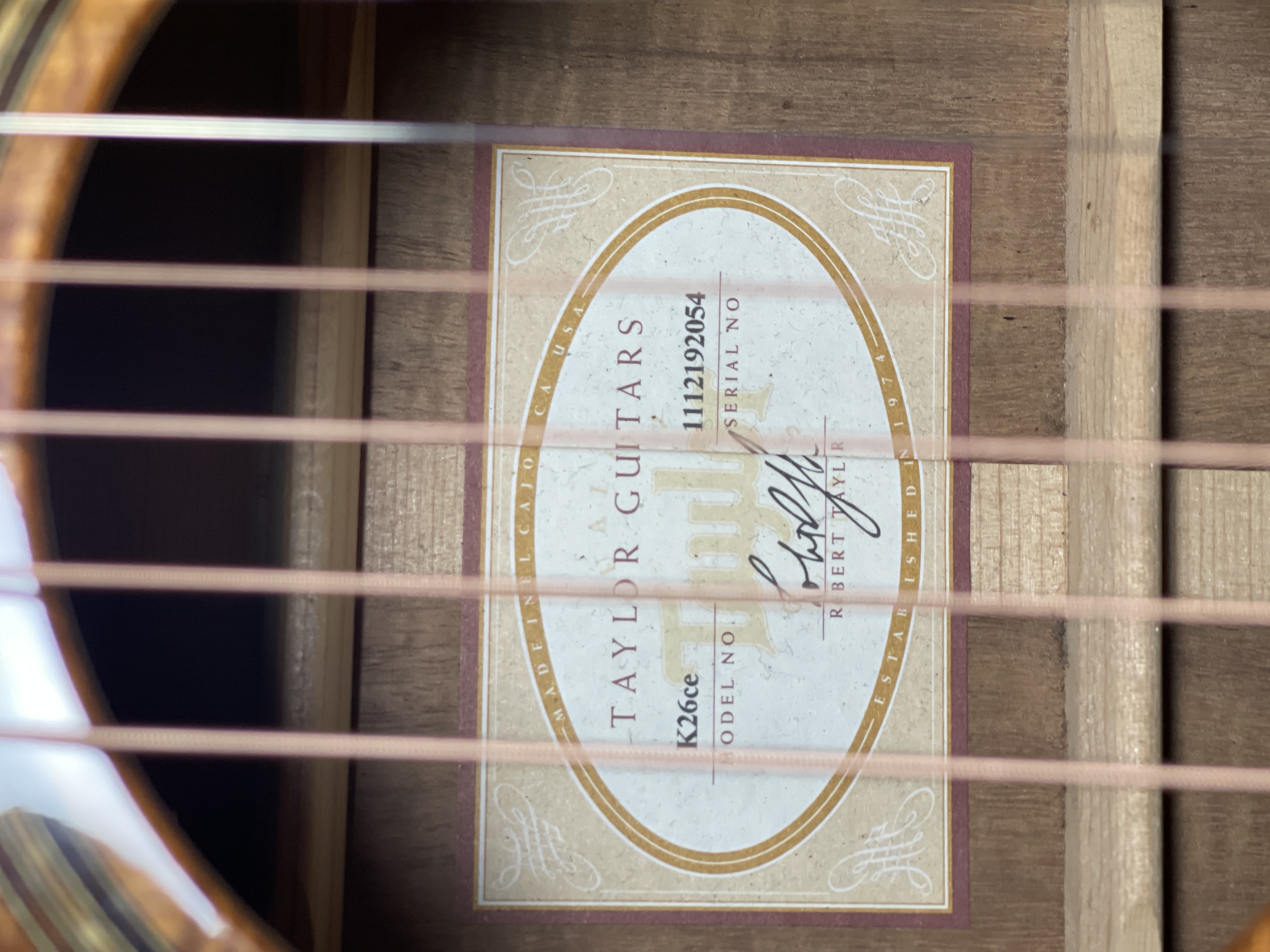 Taylor K26ce 写真レビュー｜メル