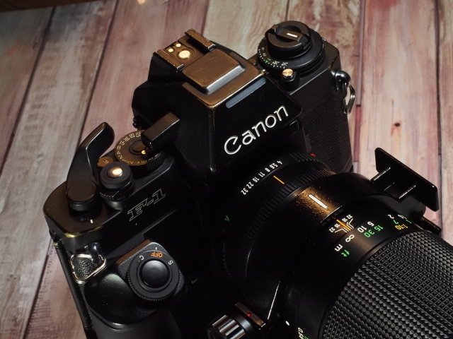 カメラ沼の深淵」 Canon new F-1 ｜saphirinus