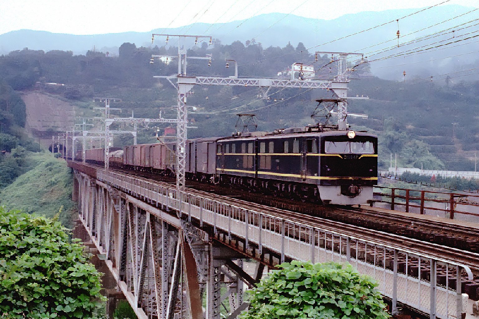 v064, 東海道本線 根府川橋梁 （1975年）｜ひろやん