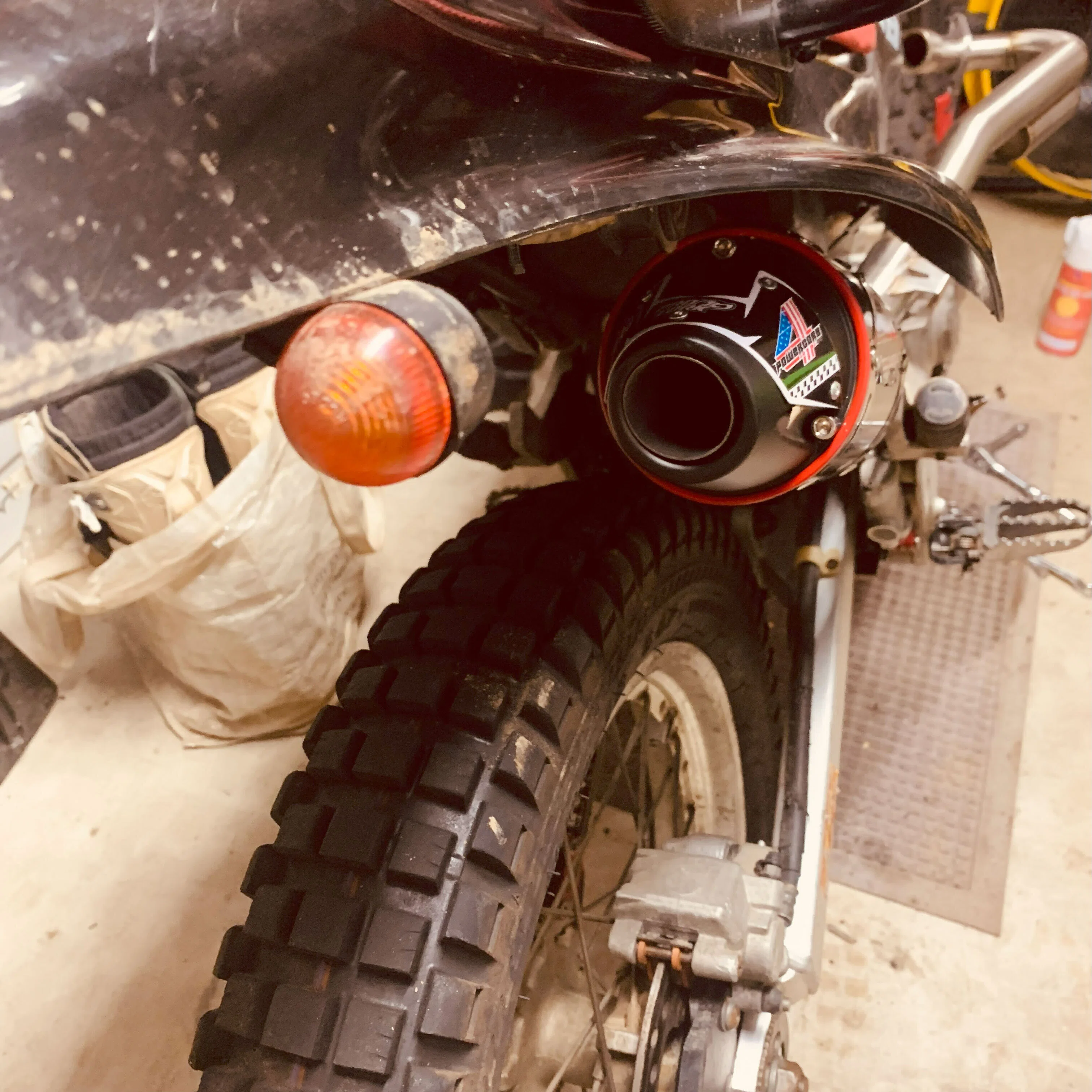 中華マフラー装着その2｜SLORIDE motorcycle & coffee