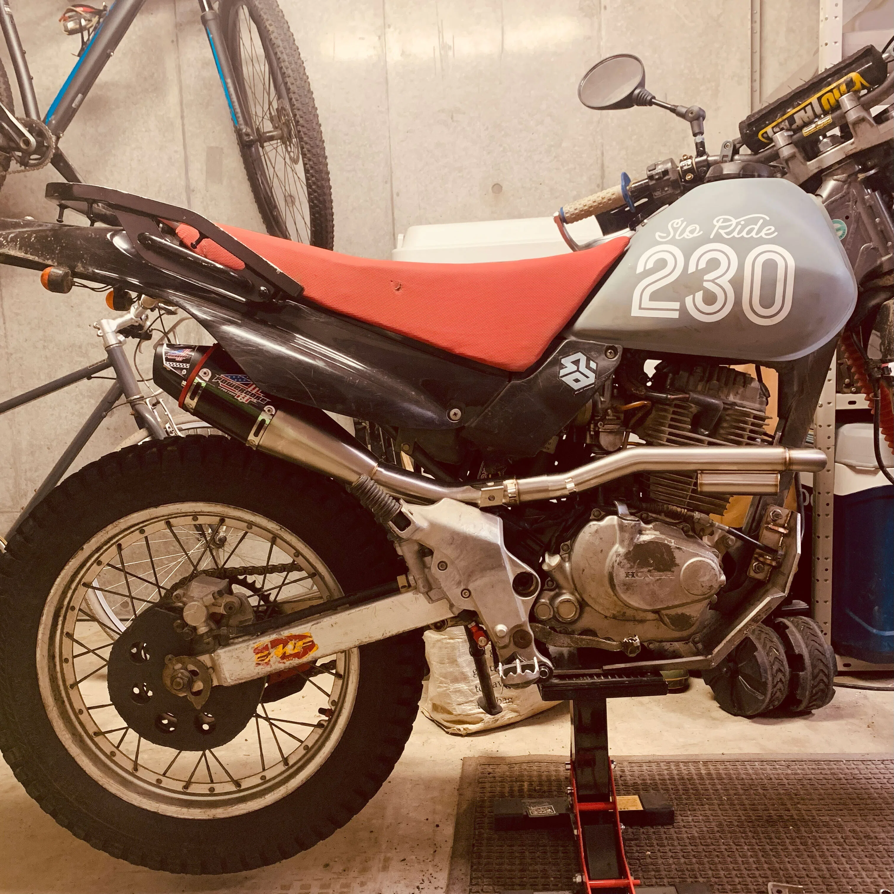 中華マフラー装着その2｜SLORIDE motorcycle & coffee