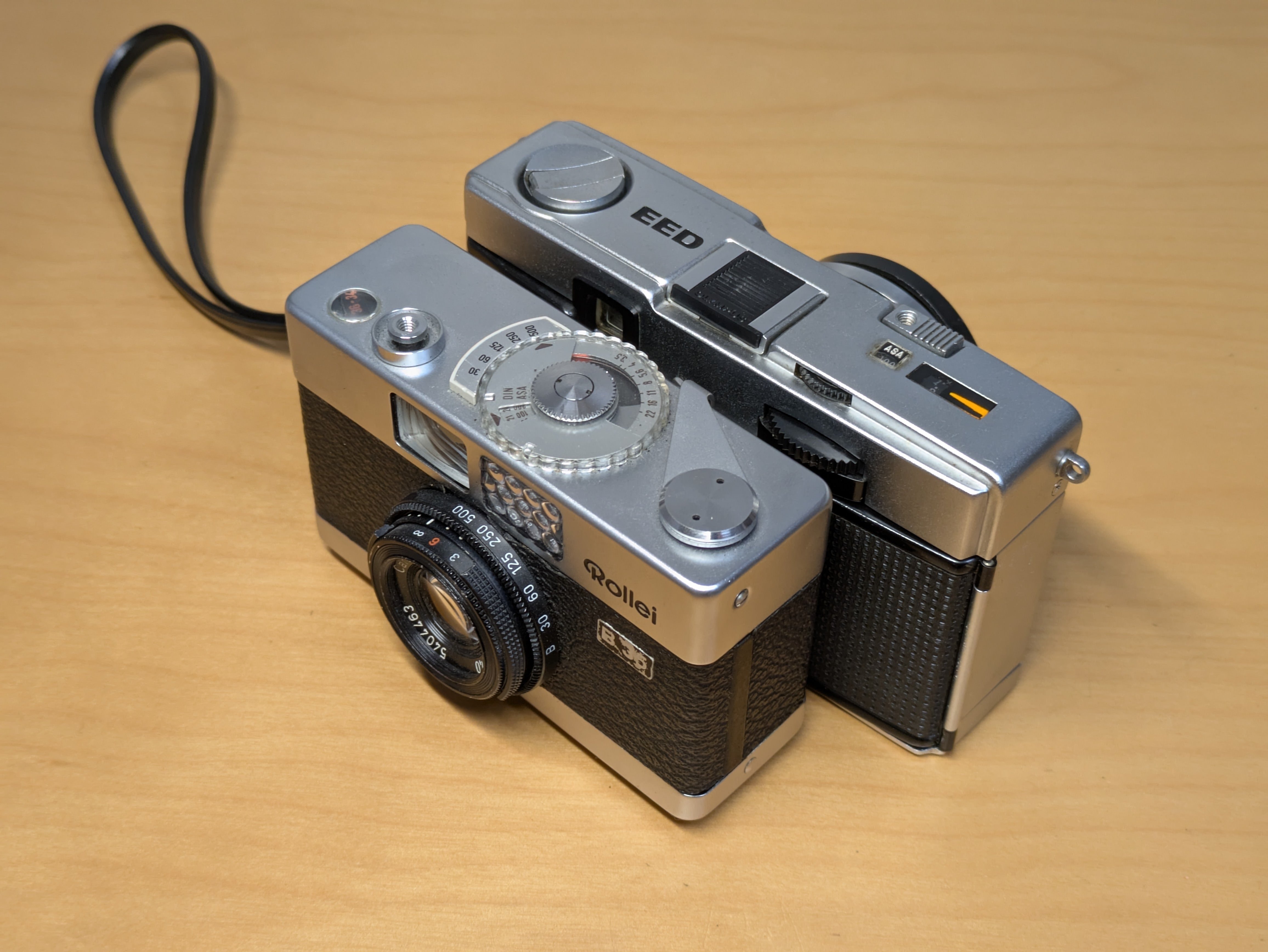 フィルムカメラ Rollei B35 Rollei（ローライ）の魅力・私のRollei B35｜入里灯（いりひ）