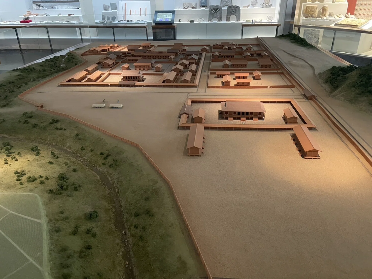 古代の宮都巡り】飛鳥宮・難波宮・藤原京｜あおい