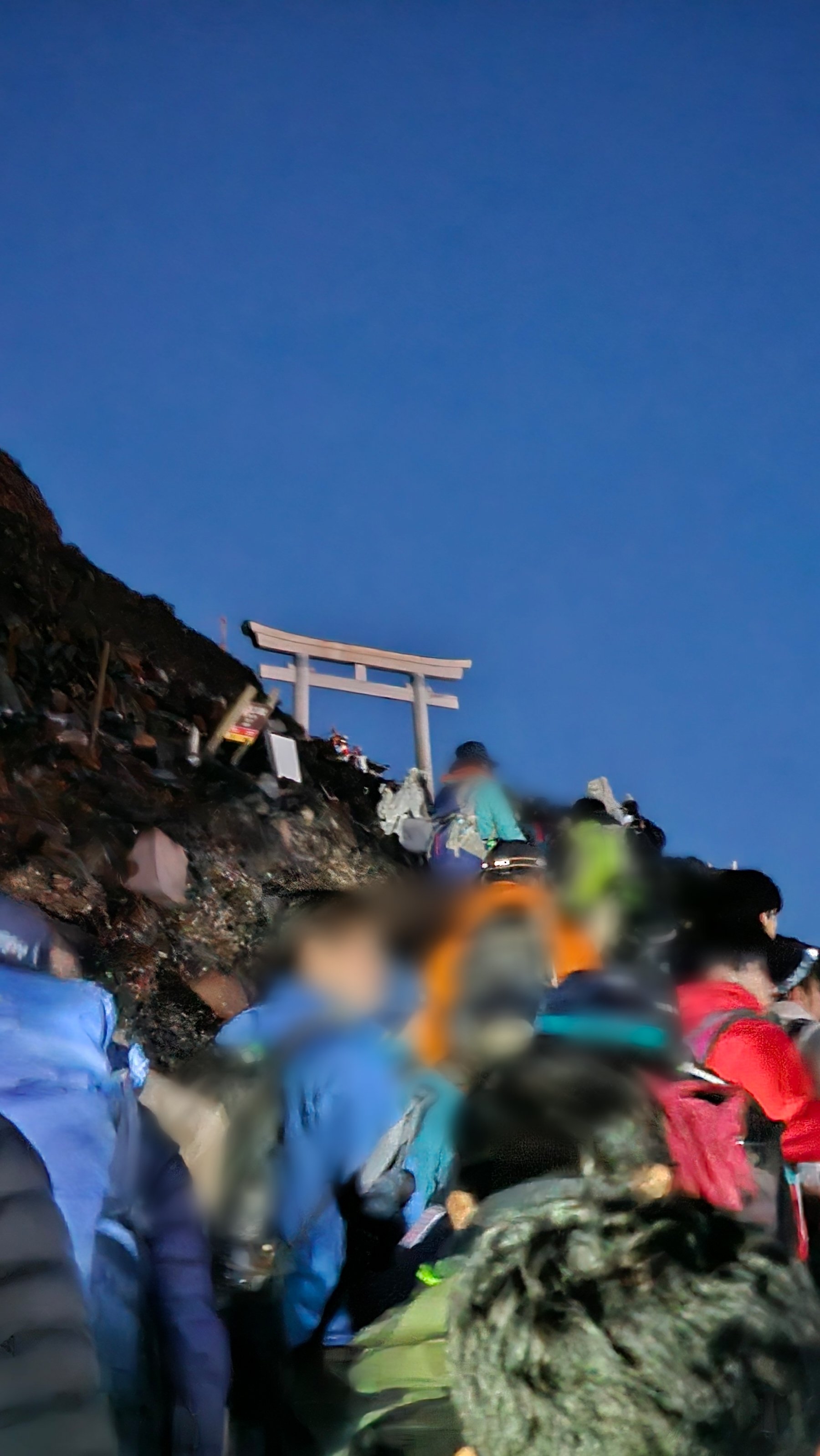 水樹奈々ヲタクが当選祈願で富士山に登ったら思いのほか感動した話。｜素材