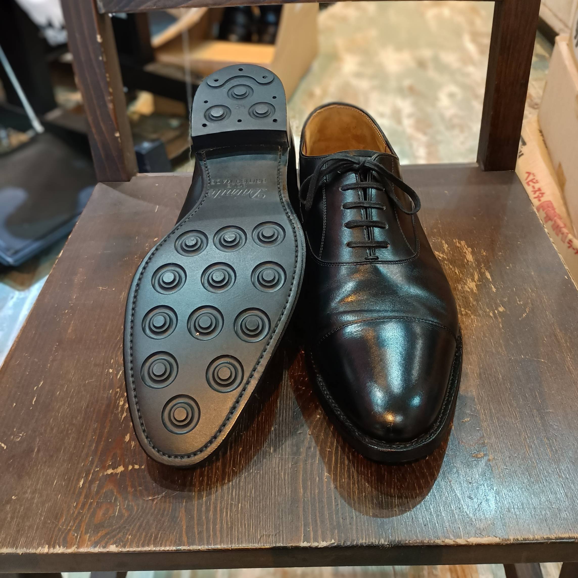 リソール/ソール交換+腰裏補修】REGAL/リーガルストレートチップ｜CREA