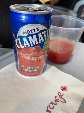 70 夏の思い出～ 憧れのプリンスエドワード島｜slowjogger527