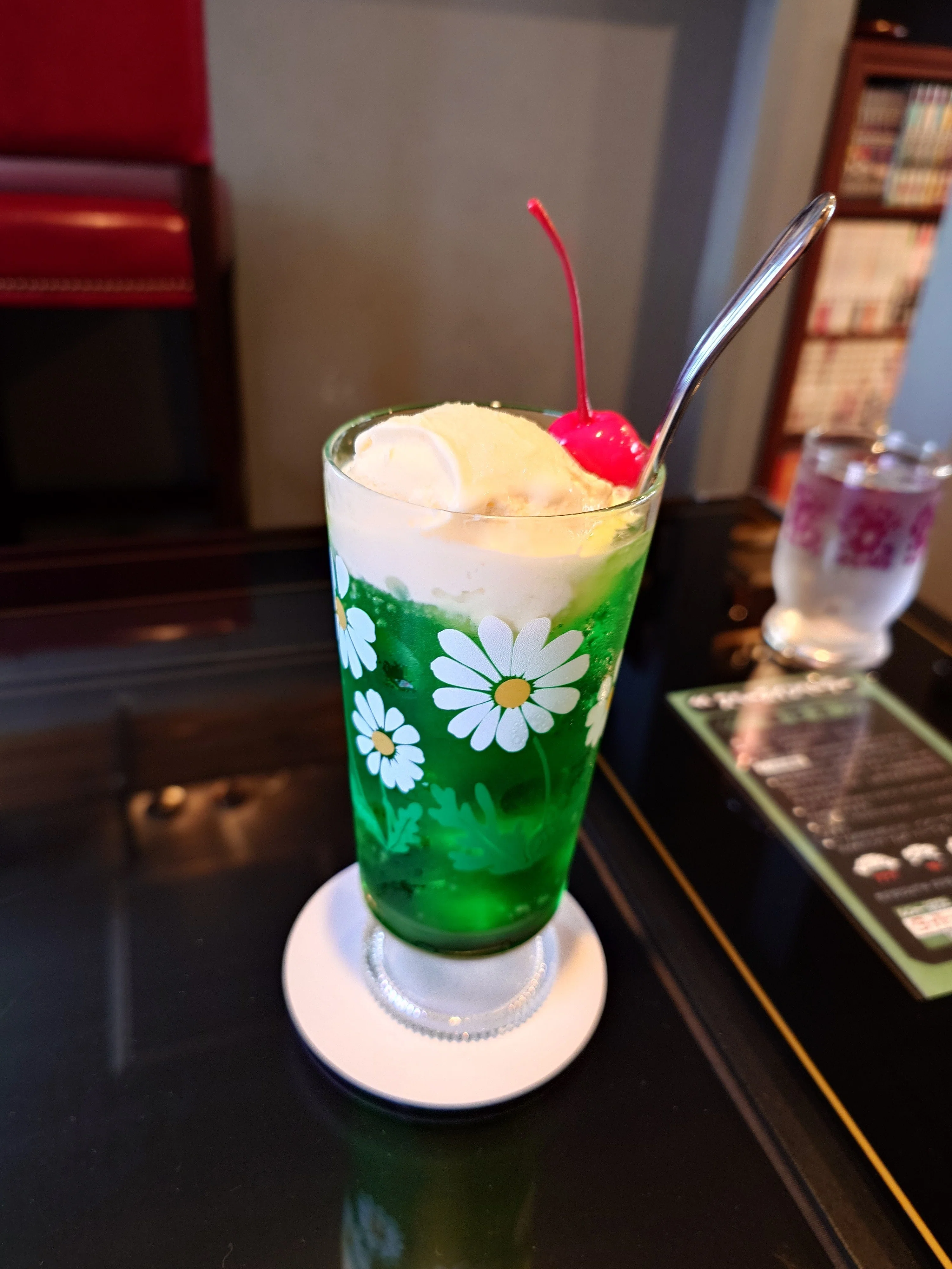 クリームソーダの魅力｜ETAPON