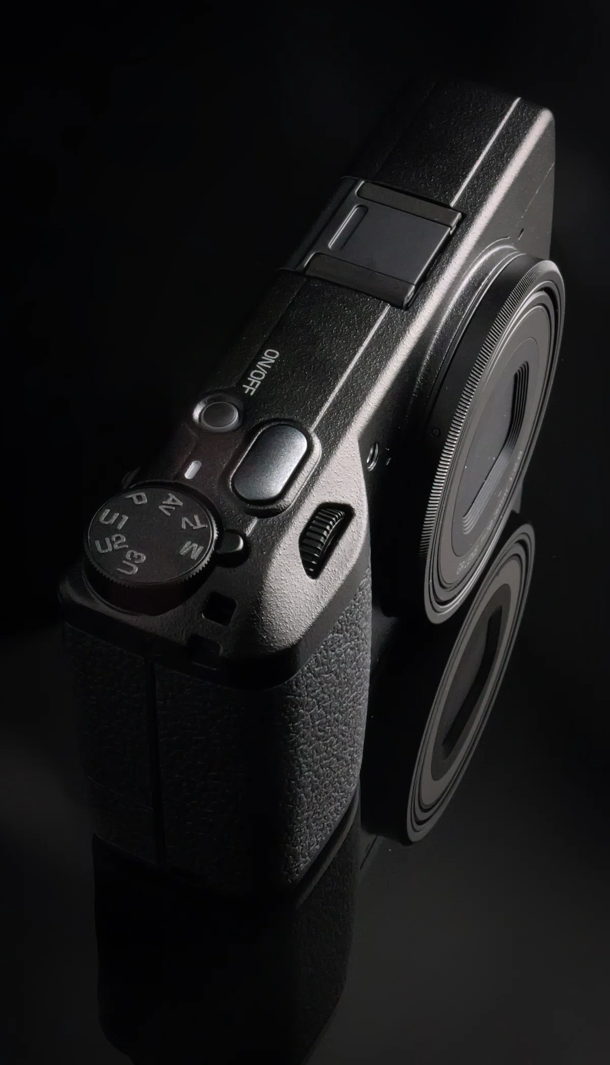 RICOH GR III HDF｜Hideo Takehara