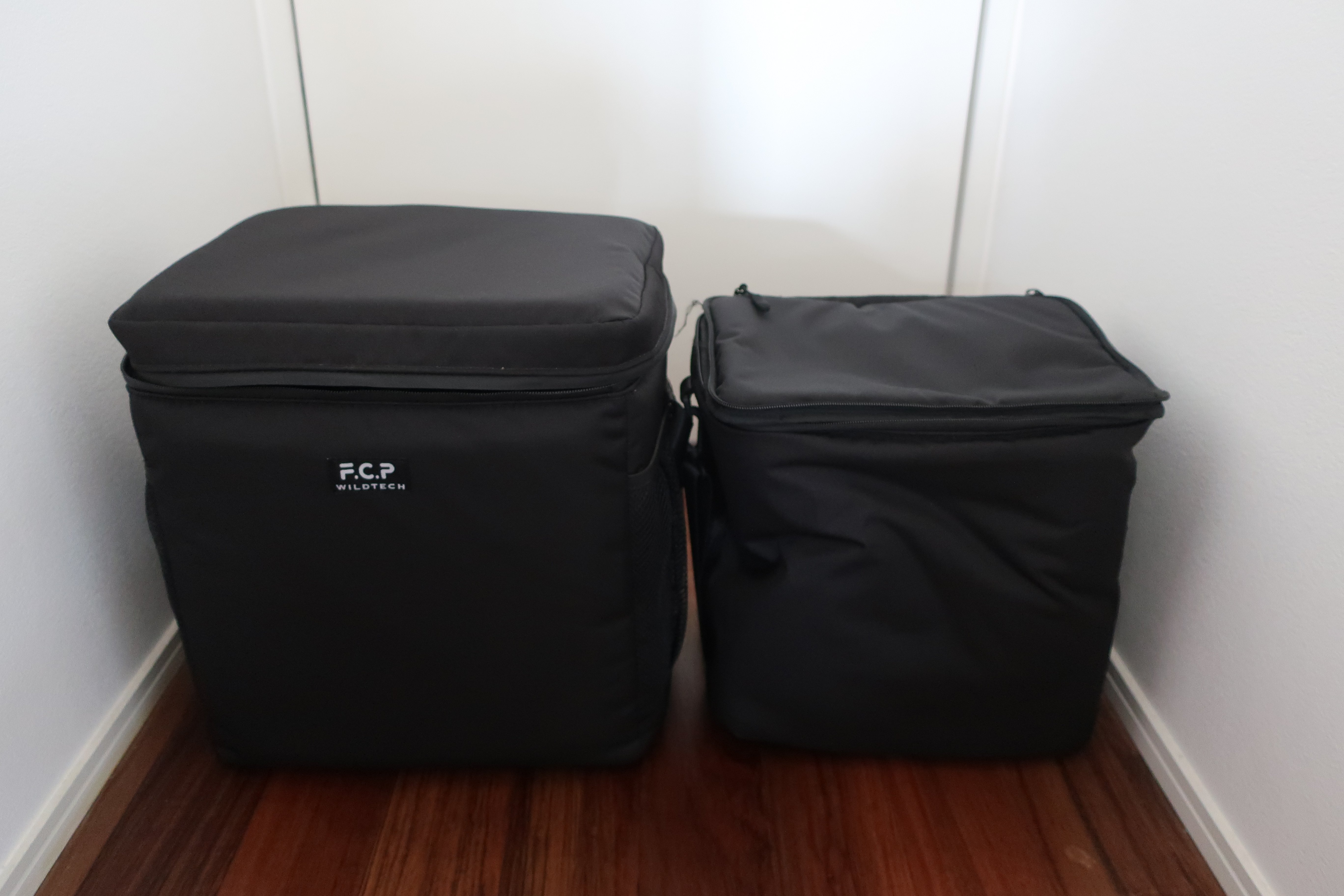 ハード並みの保冷力 × 軽さ｜WILDTECH カンガルー式ソフトクーラー使用