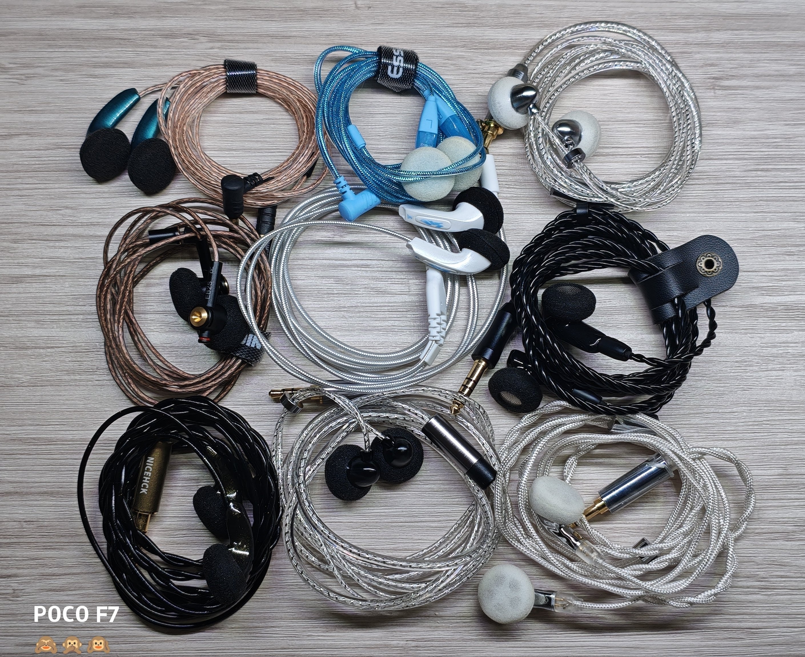 ちきよたん □LUN SHENG & Bai Qingxue 1998 （ブルーバージョン）紹介｜イヤホン