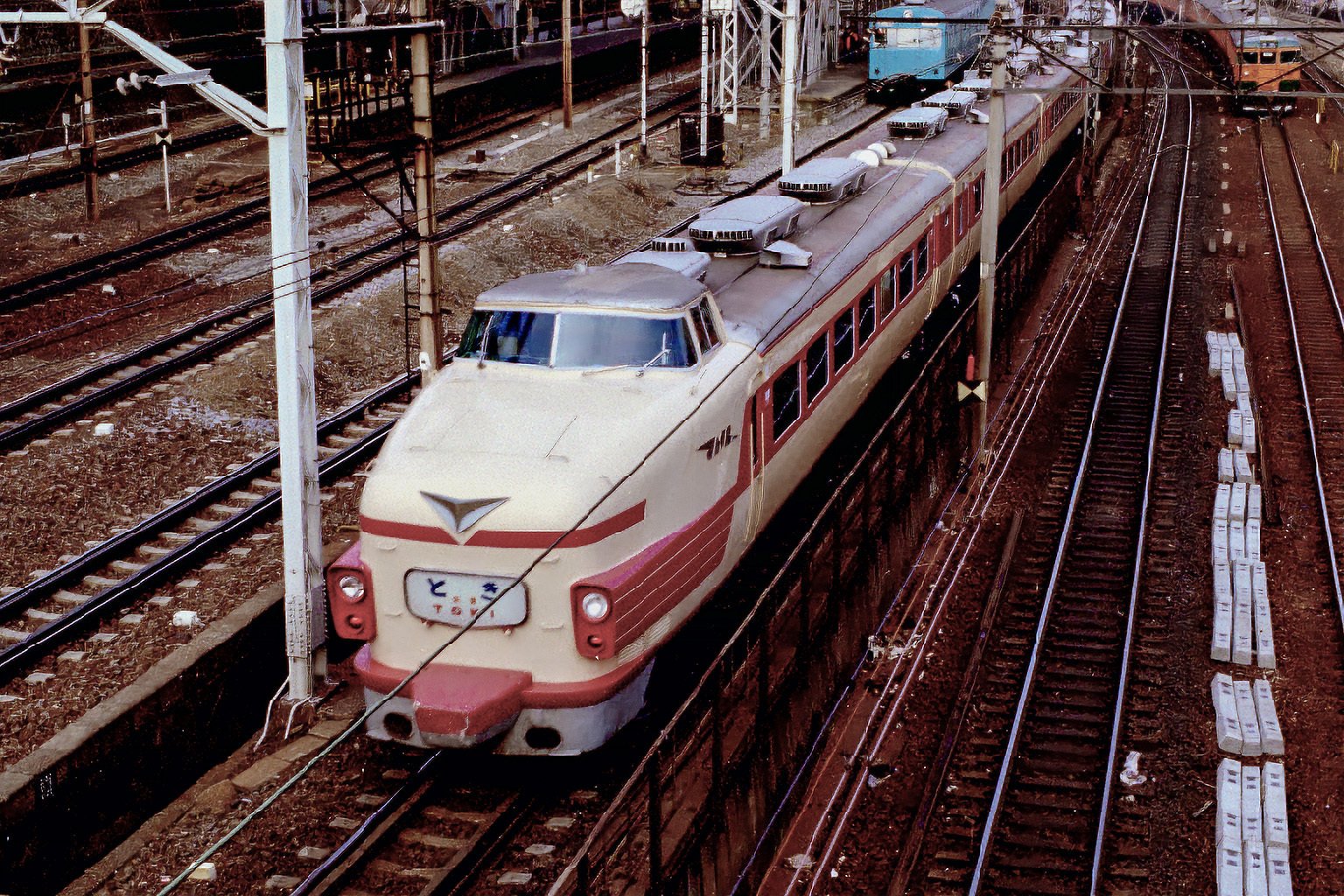 絵葉書　汽車の旅　５枚　袋付　戦前　鉄道省　食堂車　車内　上野駅　女優　踏切 写真で振り返る懐かしの鉄道車両～485系～【東北編017】 (2022年