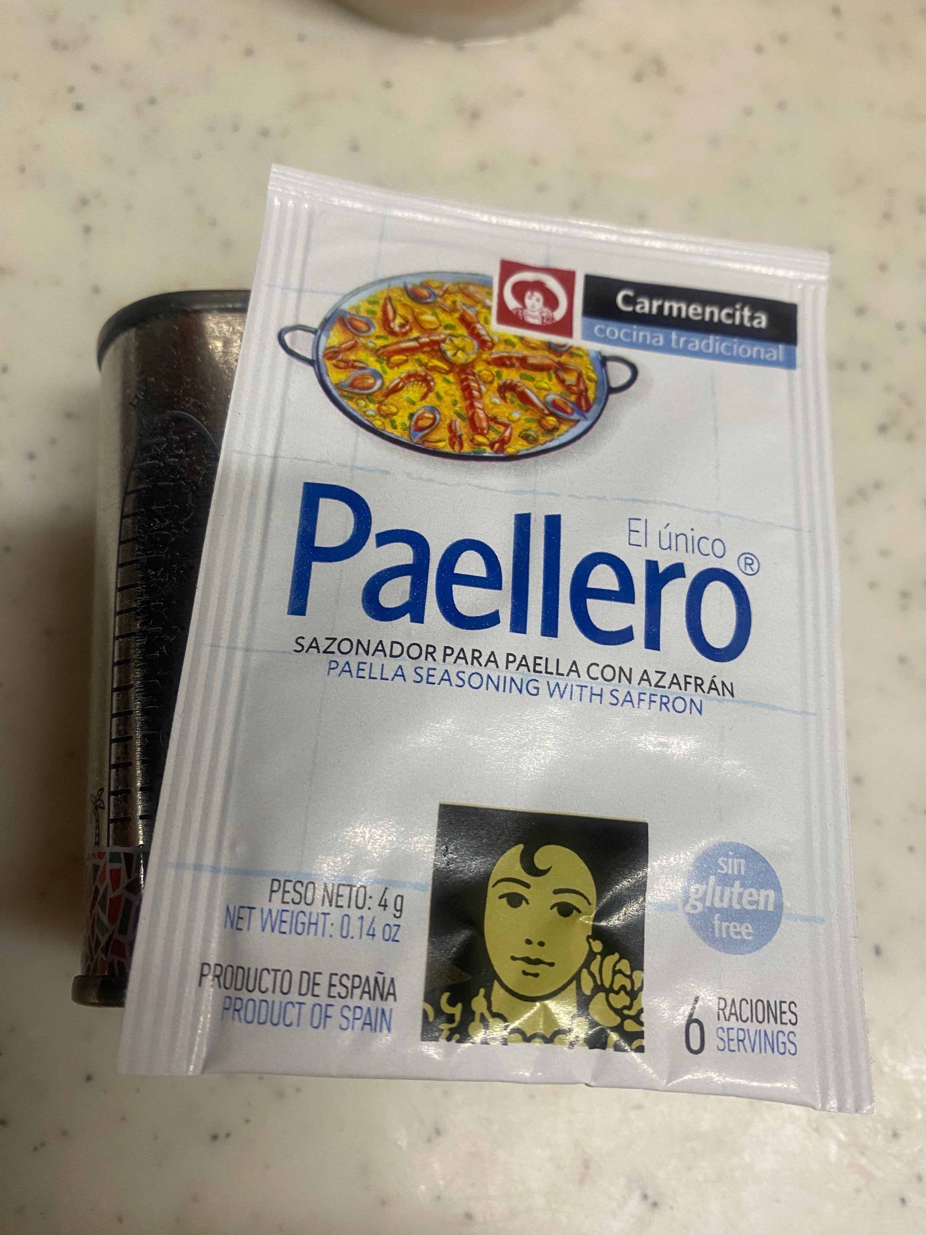 【洋書】バルセロナで購入！tortillaとpaellaレシピ本 Paella!🇪🇸🥘 My first time making it and a hit with my family! I