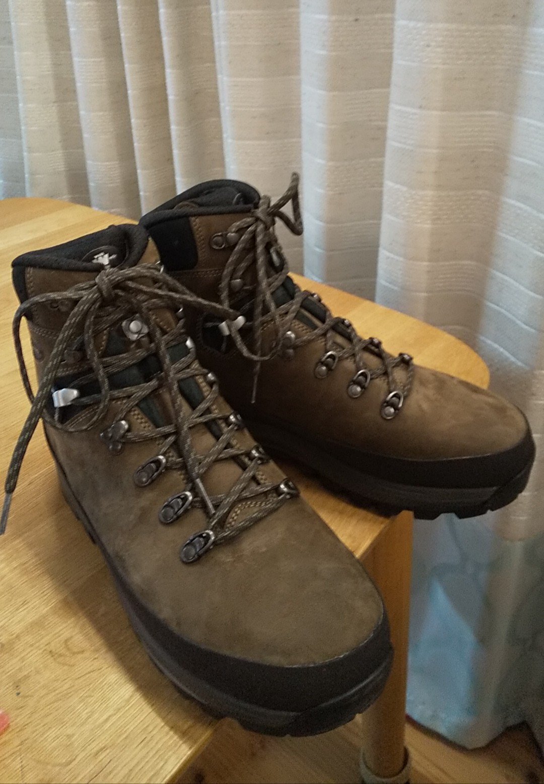 ⭐️限定値下げ⭐️オーダー不可 ヌバック仕様 硬式用 内野手 新品未使用 ヌバックレザーはワックス加工しないと3年保たない、ことはない