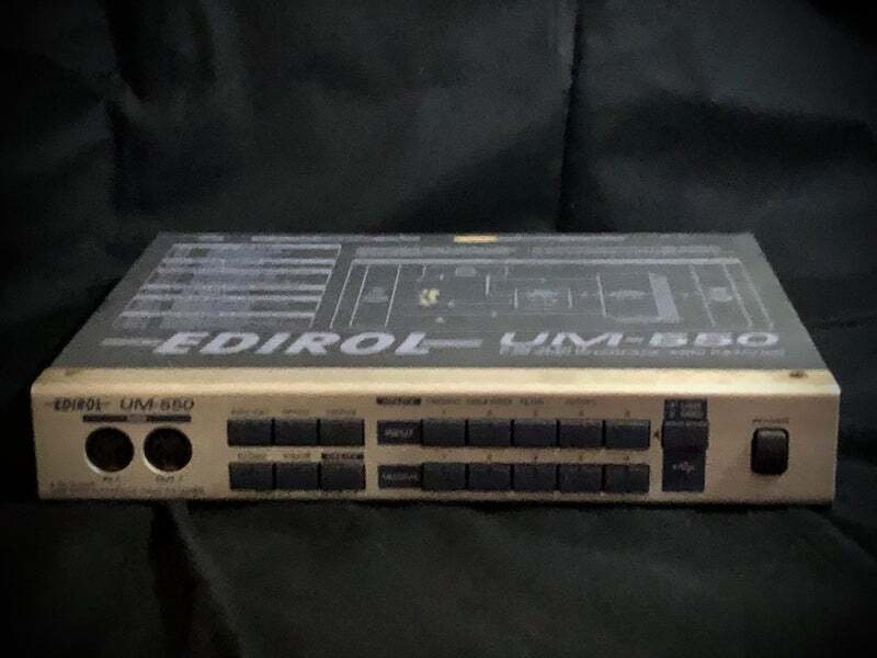 EDIROL UM-550｜てOのミニカー日記。