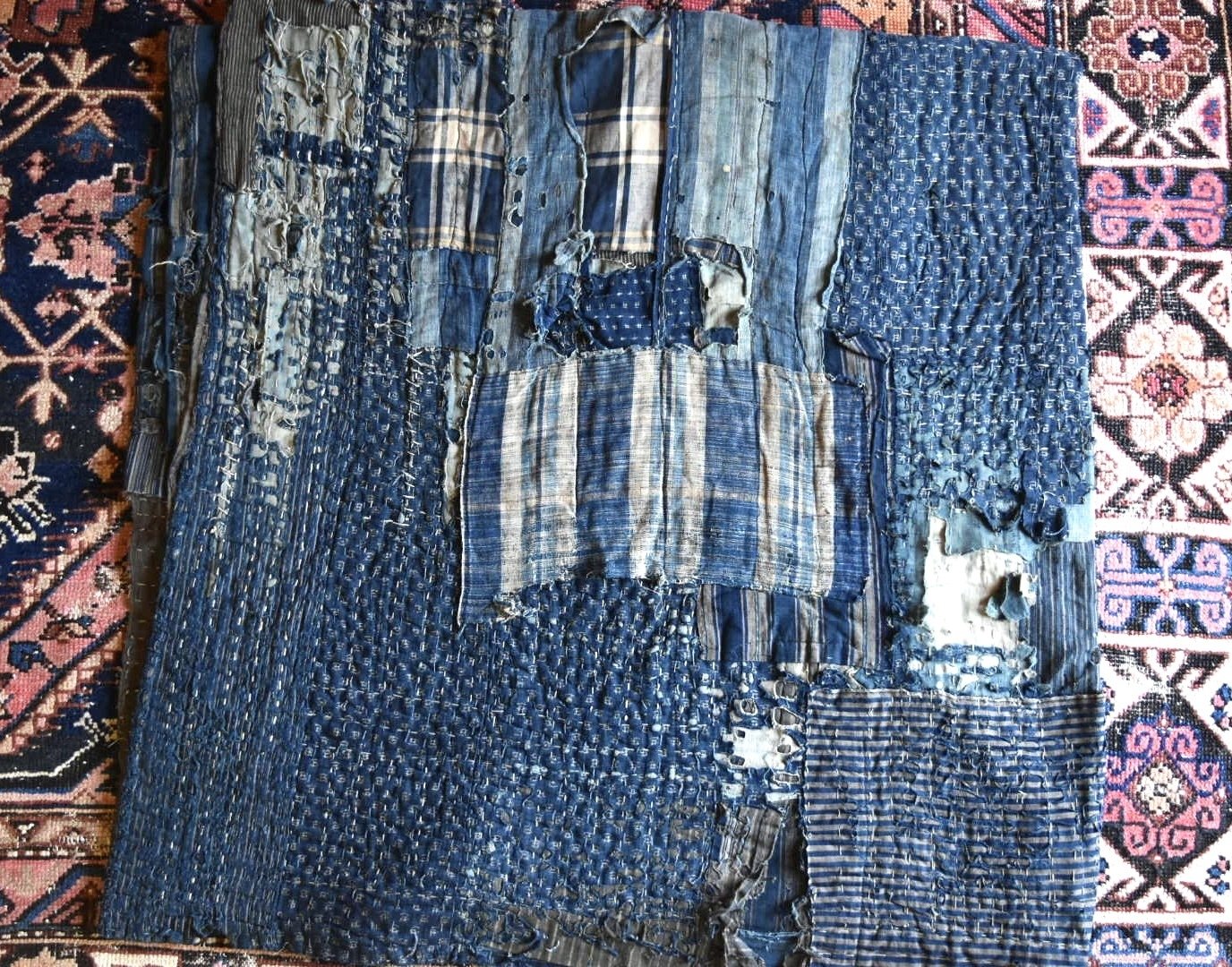 稀に見る襤褸で作って見ました/藍染 藍染の襤褸の美しさを語るのです。｜喜八