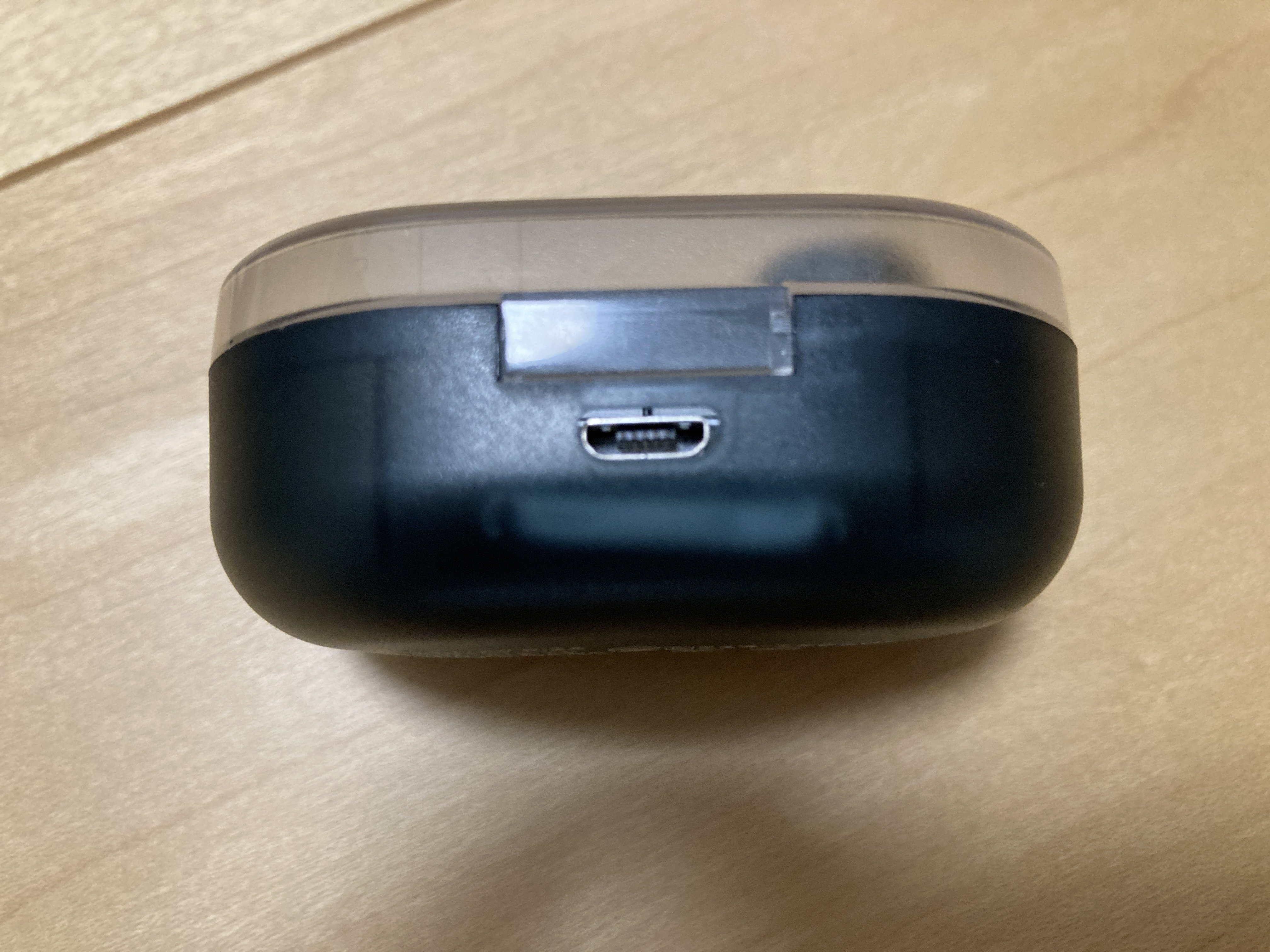 新品未開封 meiji KINKO-NO-VAI-VIA ワイヤレスイヤホン 新品未開封