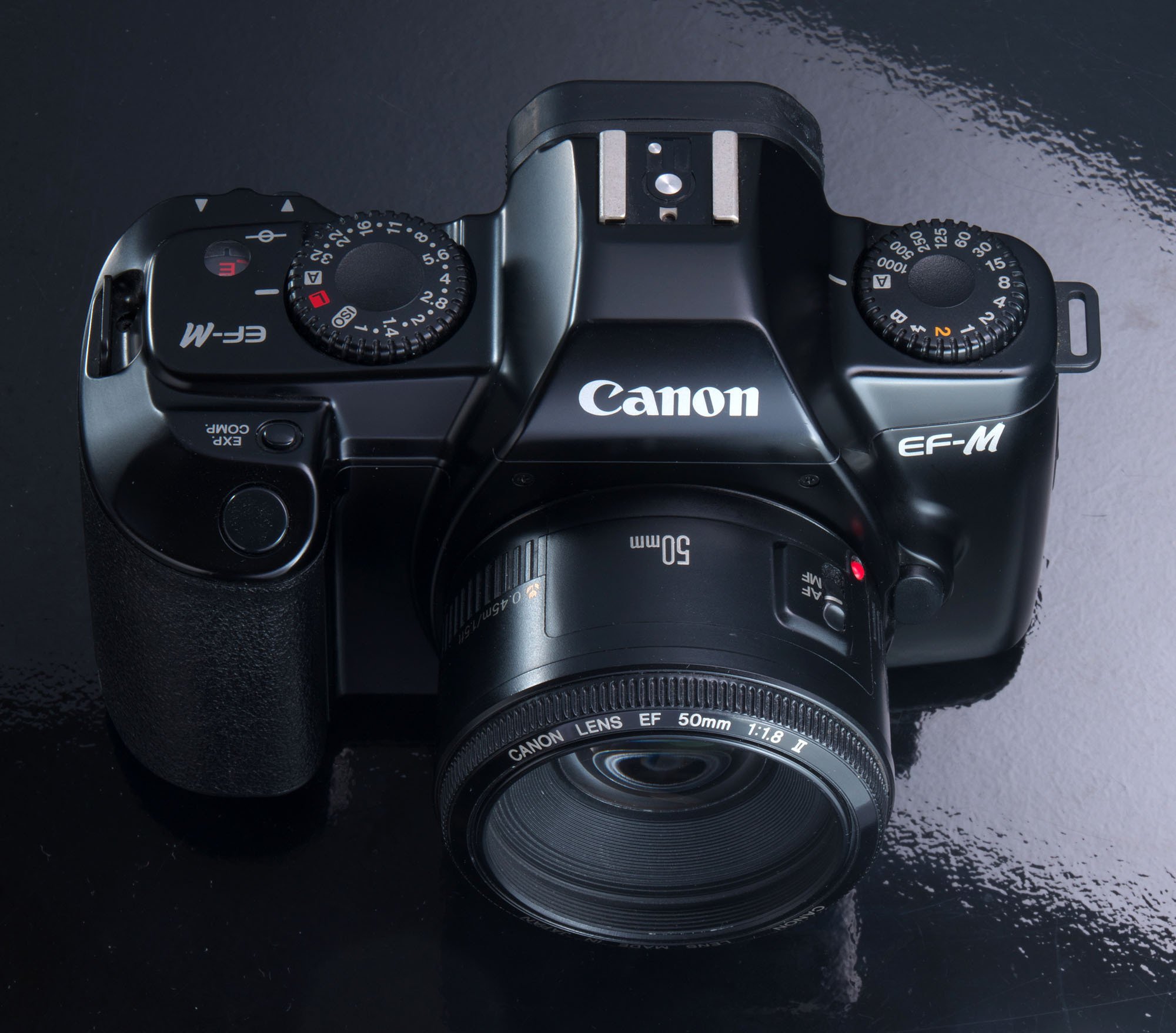 キャノン EF-M マニュアルフォーカス フィルム一眼レフカメラ キャノン EF-M マニュアルフォーカス フィルム一眼レフカメラ