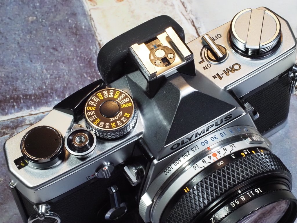 カメラ沼の深淵」 OLYMPUS OM-1N ｜saphirinus