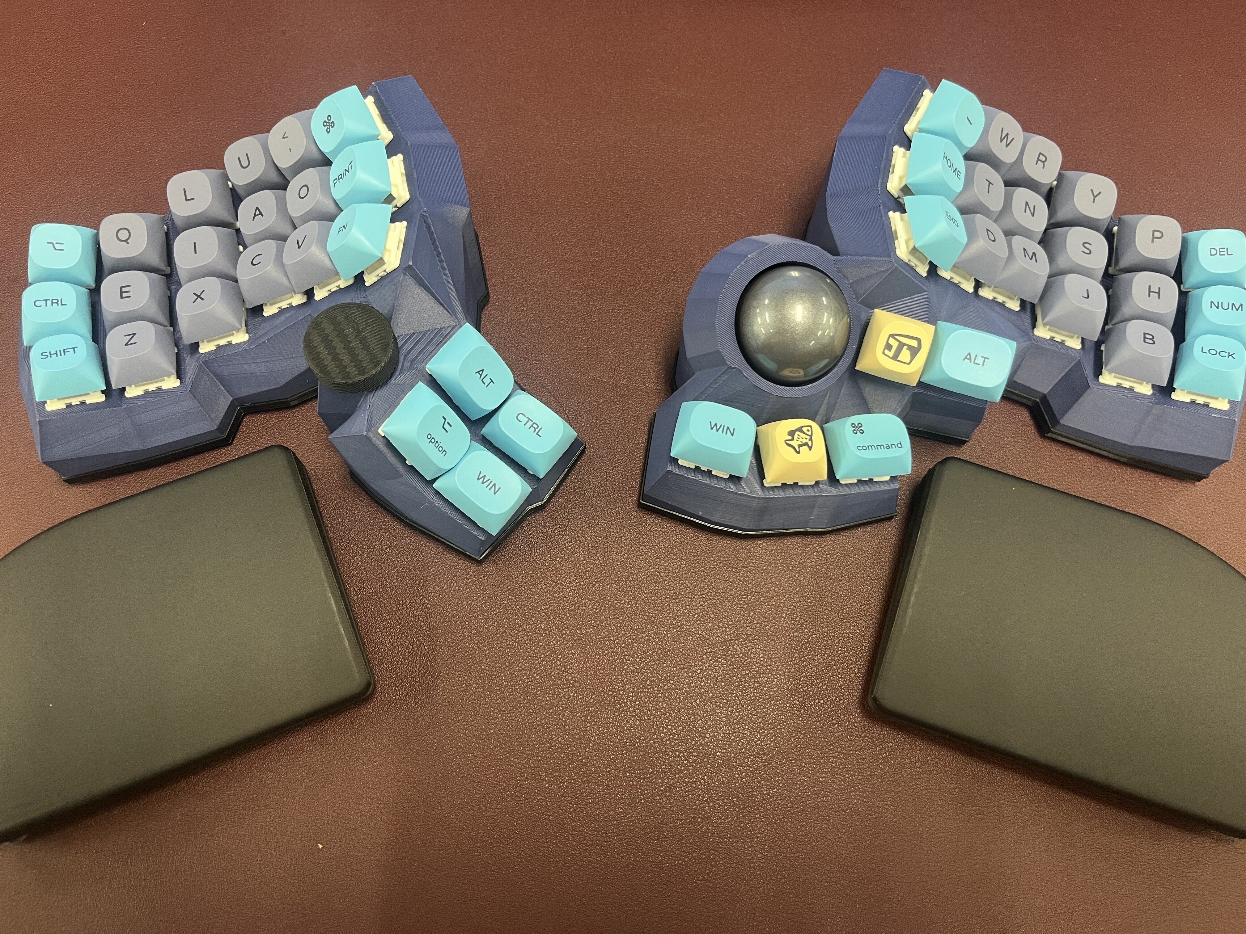 ZMKでトラックボール付き3Dキーボードを作った話｜なゆ