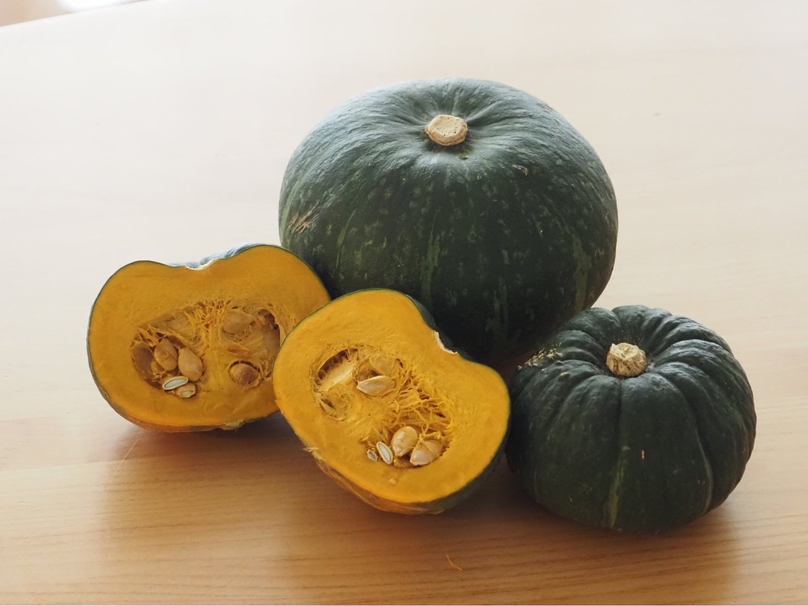 電子レンジなら皮むきもめちゃ簡単！ホクホク甘いぞ！生駒のカボチャ