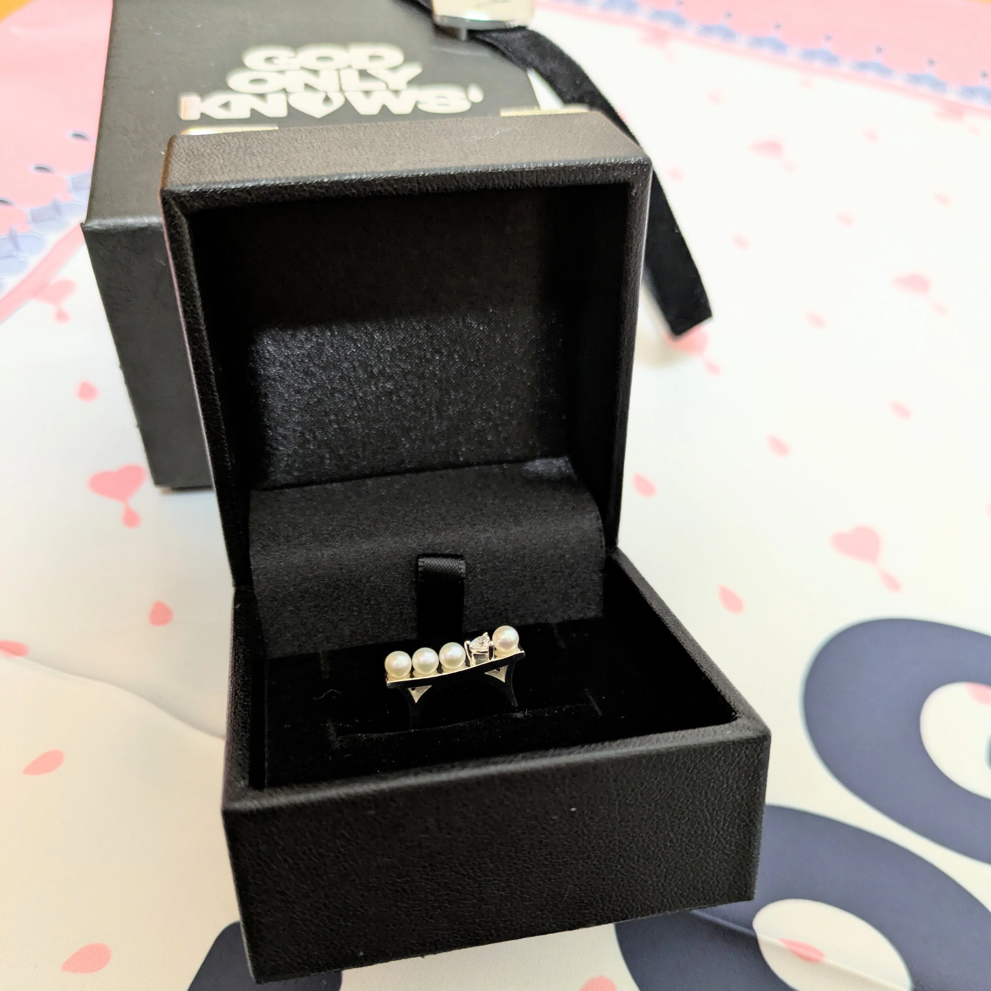 推し活】GOD ONLY KNOWSの商品が届いたーーーーー😆😆😆😍｜珠莉