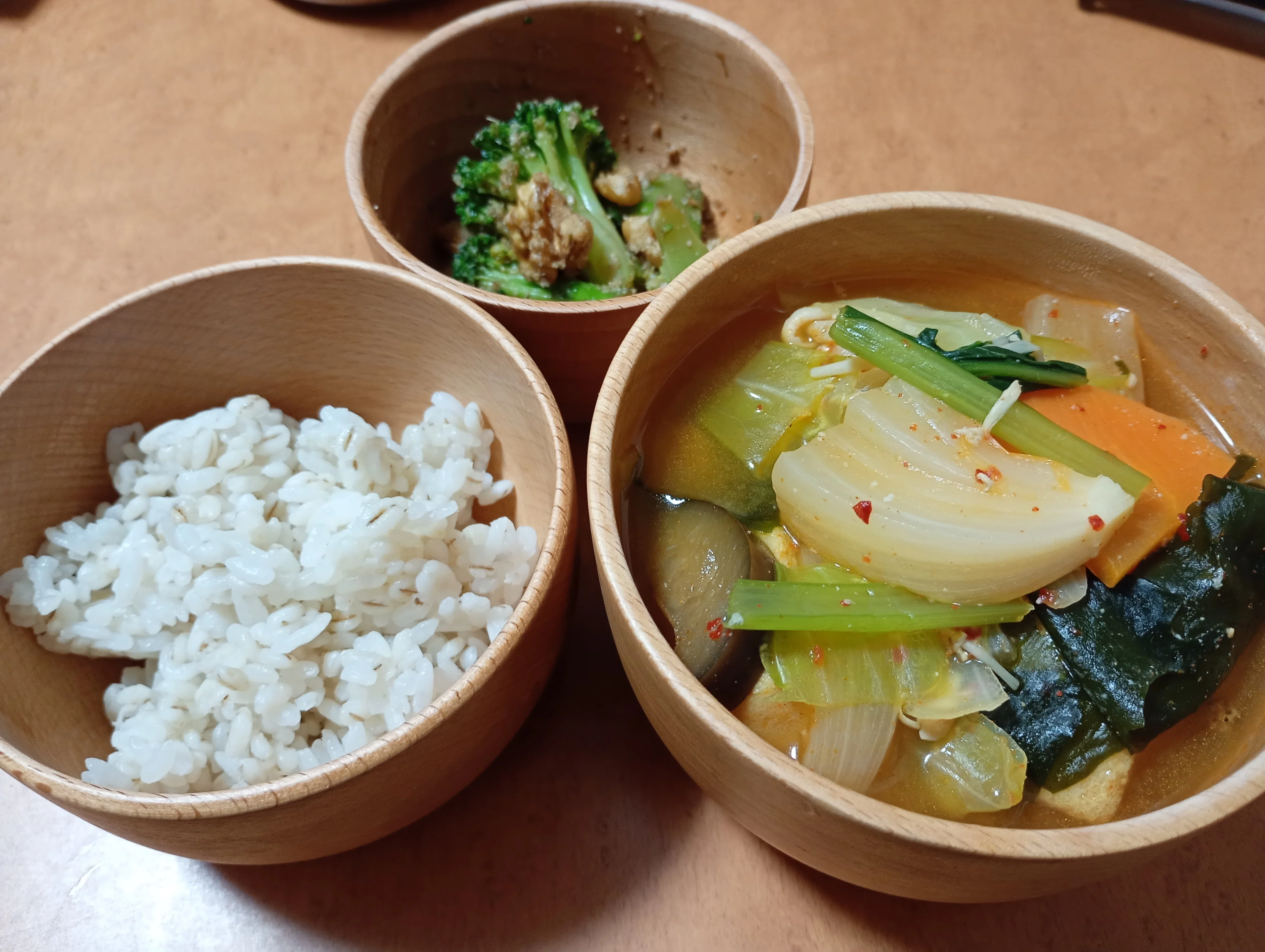 応量器をあきらめ入れ子椀を買った一汁一菜朝ごはん 08/19〜08/22｜onai