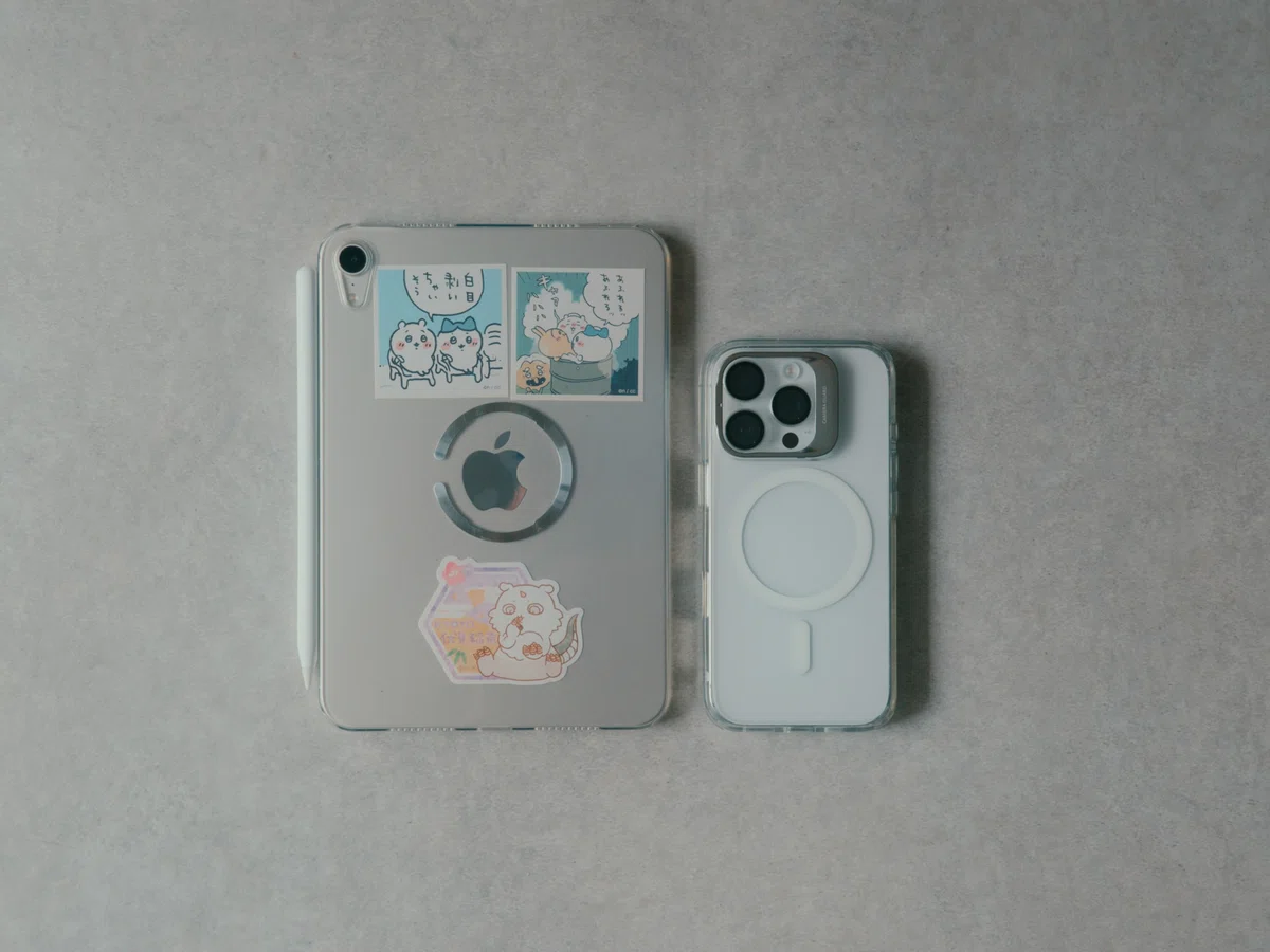 iPad mini 7とiPhone 16 Proのサイズ比較