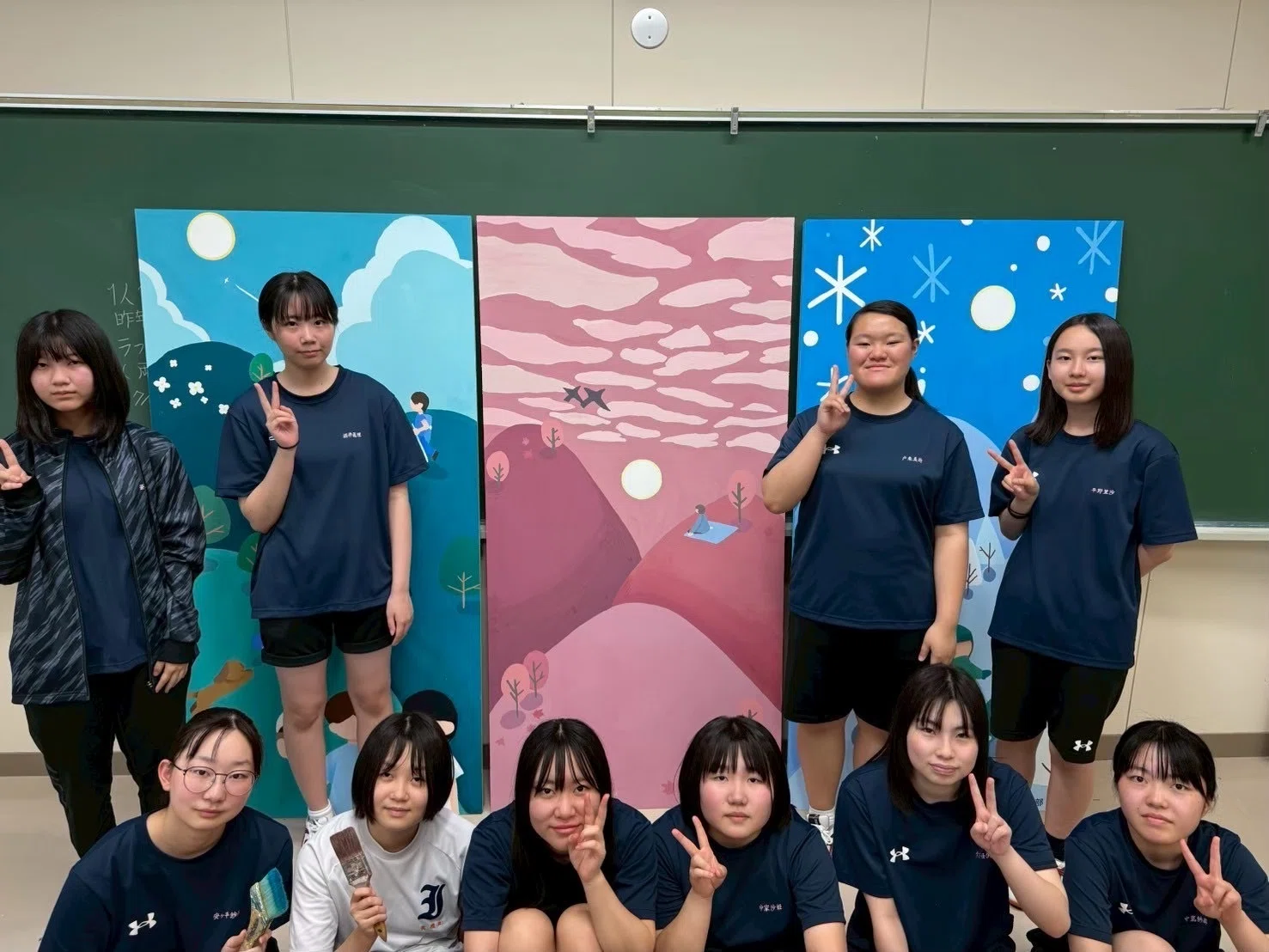2025－054】［美術部］ ホテル奥中山高原に絵を展示 ｜北桜高等学校