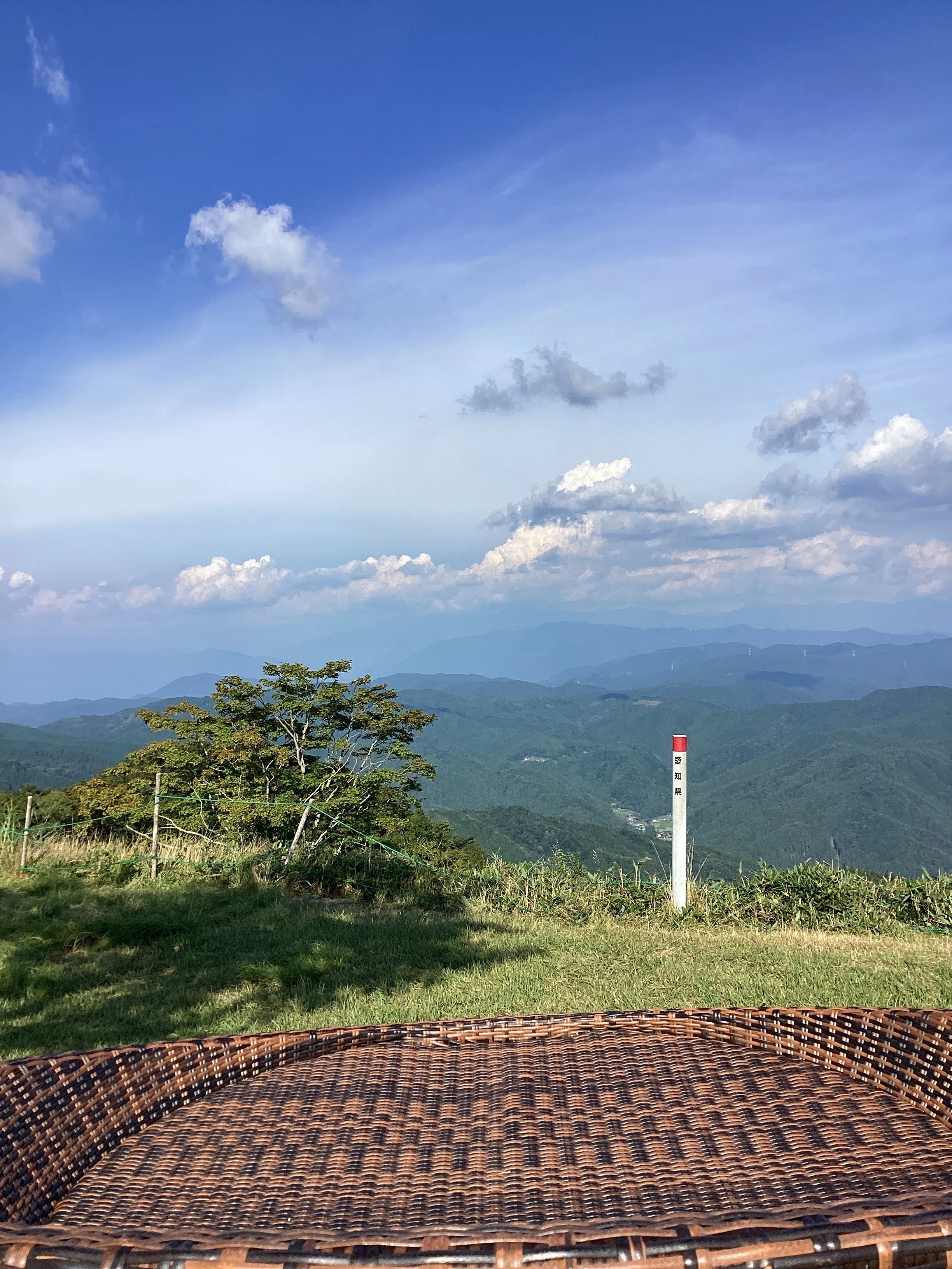 今日の営業も茶臼山高原｜かふぇ渋沢
