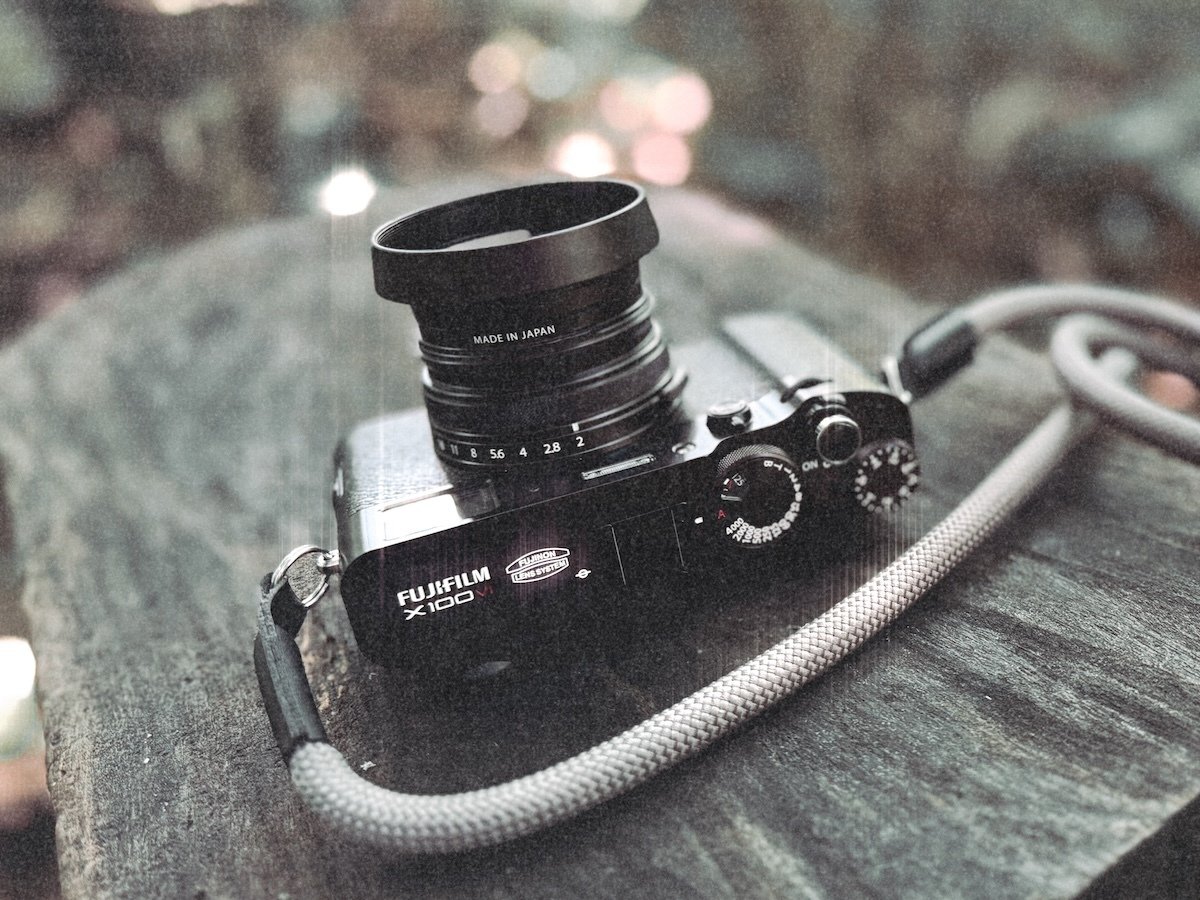 2025年8月購入品　FUJIFILM X100VI ブラック FUJIFILM X100VI Digital Camera (Black) - The Camera Exchange