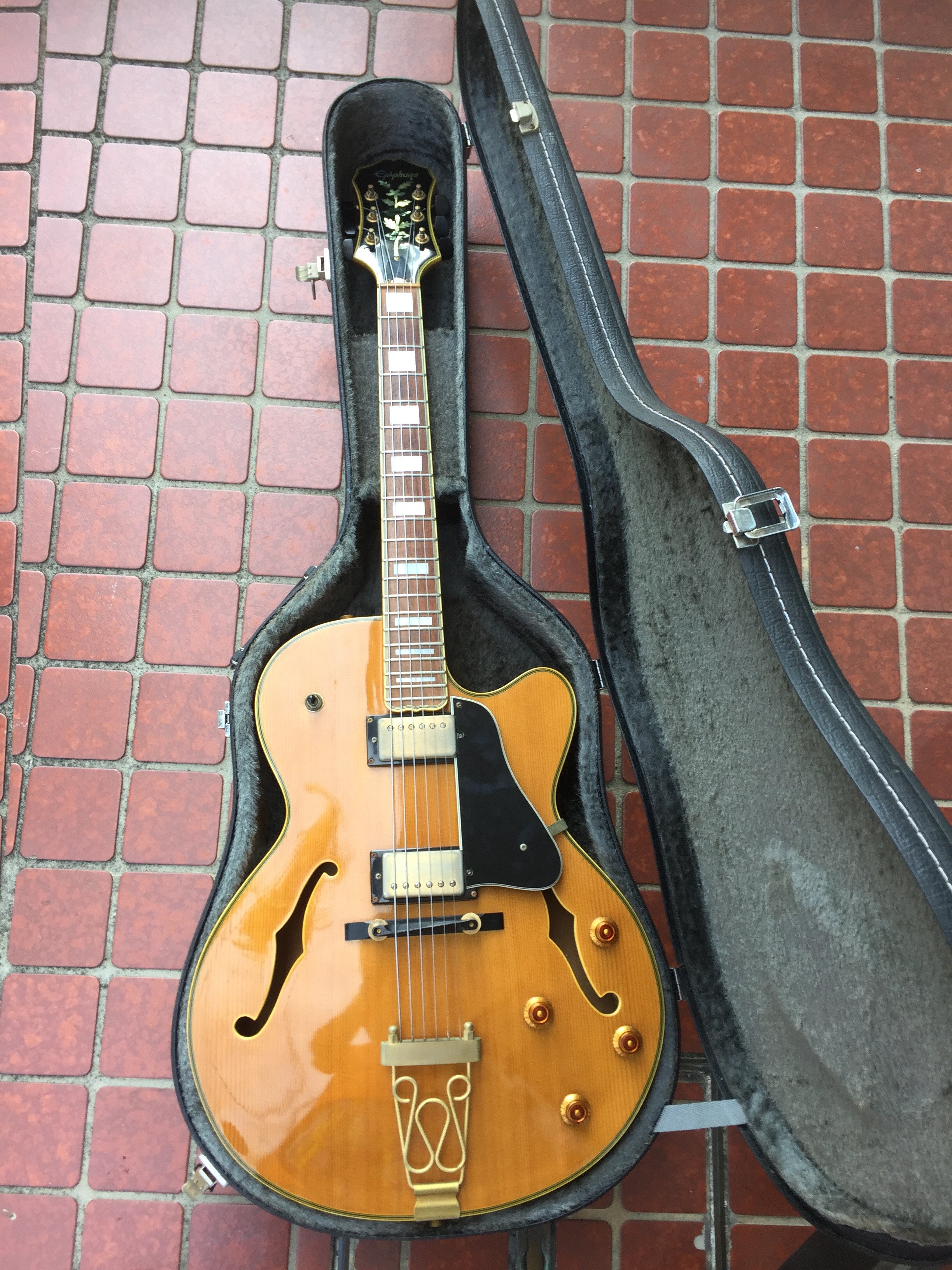 本当のギター話】90年代製のEpiphone『フルアコ（ゼファー）』の