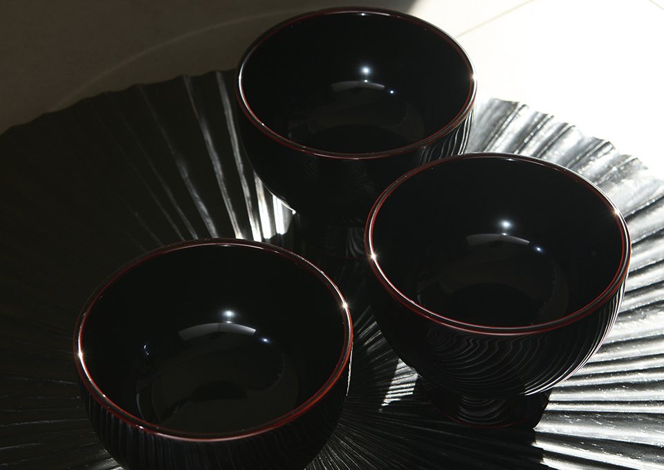 一生ものの素敵な無骨さ。それが、「合鹿椀」。｜miuks