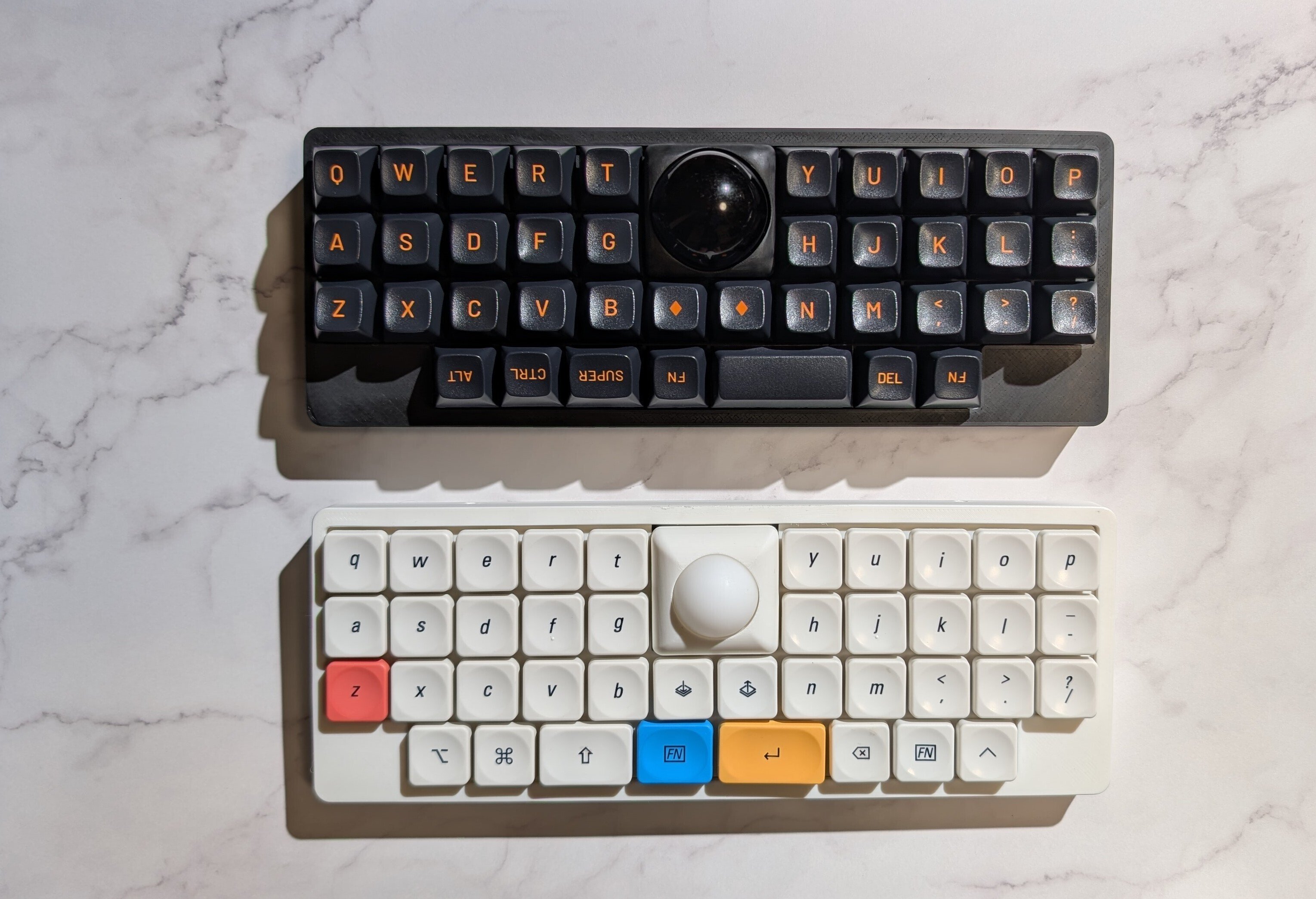 40%自作キーボード トラックボール対応 meteorite40 ロープロ 40%自作キーボード トラックボール対応 meteorite40 ロープロ - メルカリ