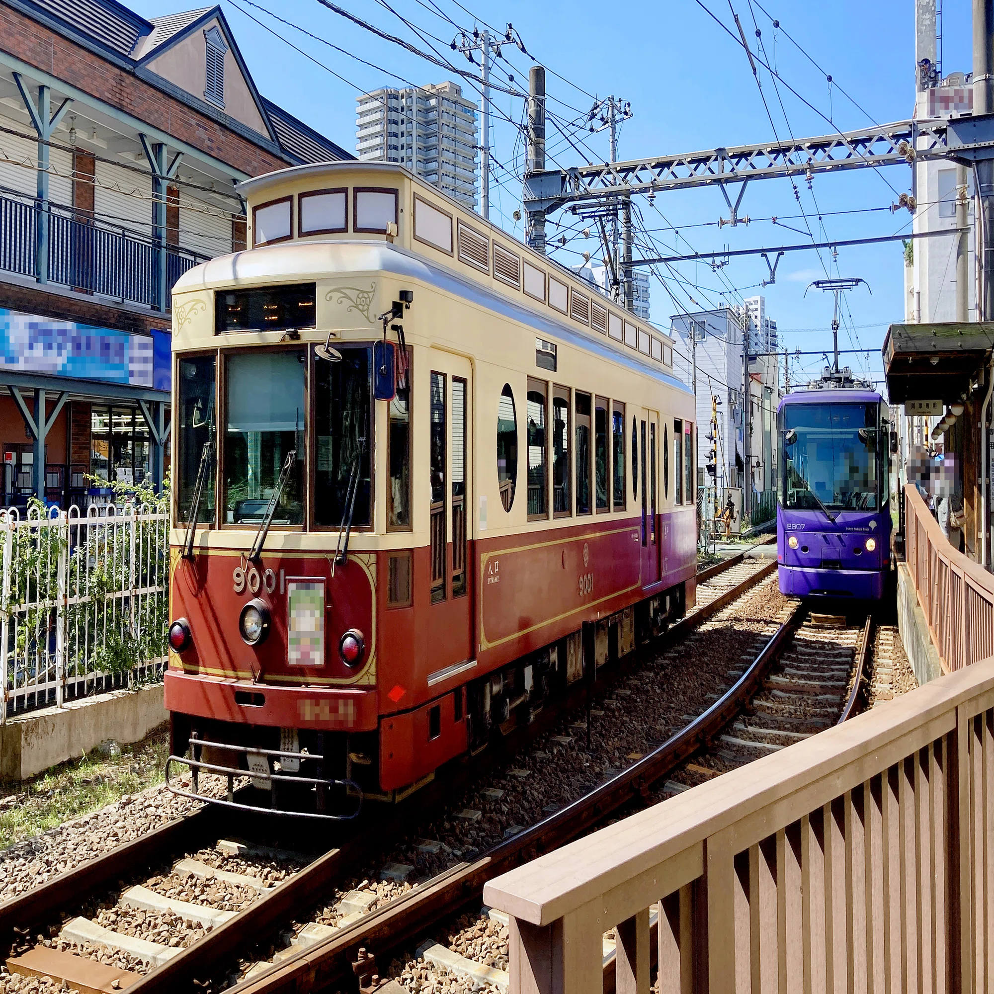 路面電車の魅力を徹底解説！チンチン電車の日（8月22日）の由来と日本 