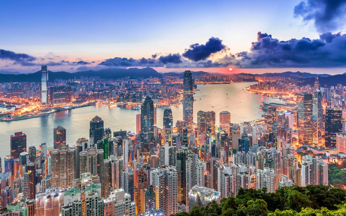 Cantonese Daily Conversation: A Collection of Practical Phrases for ...
