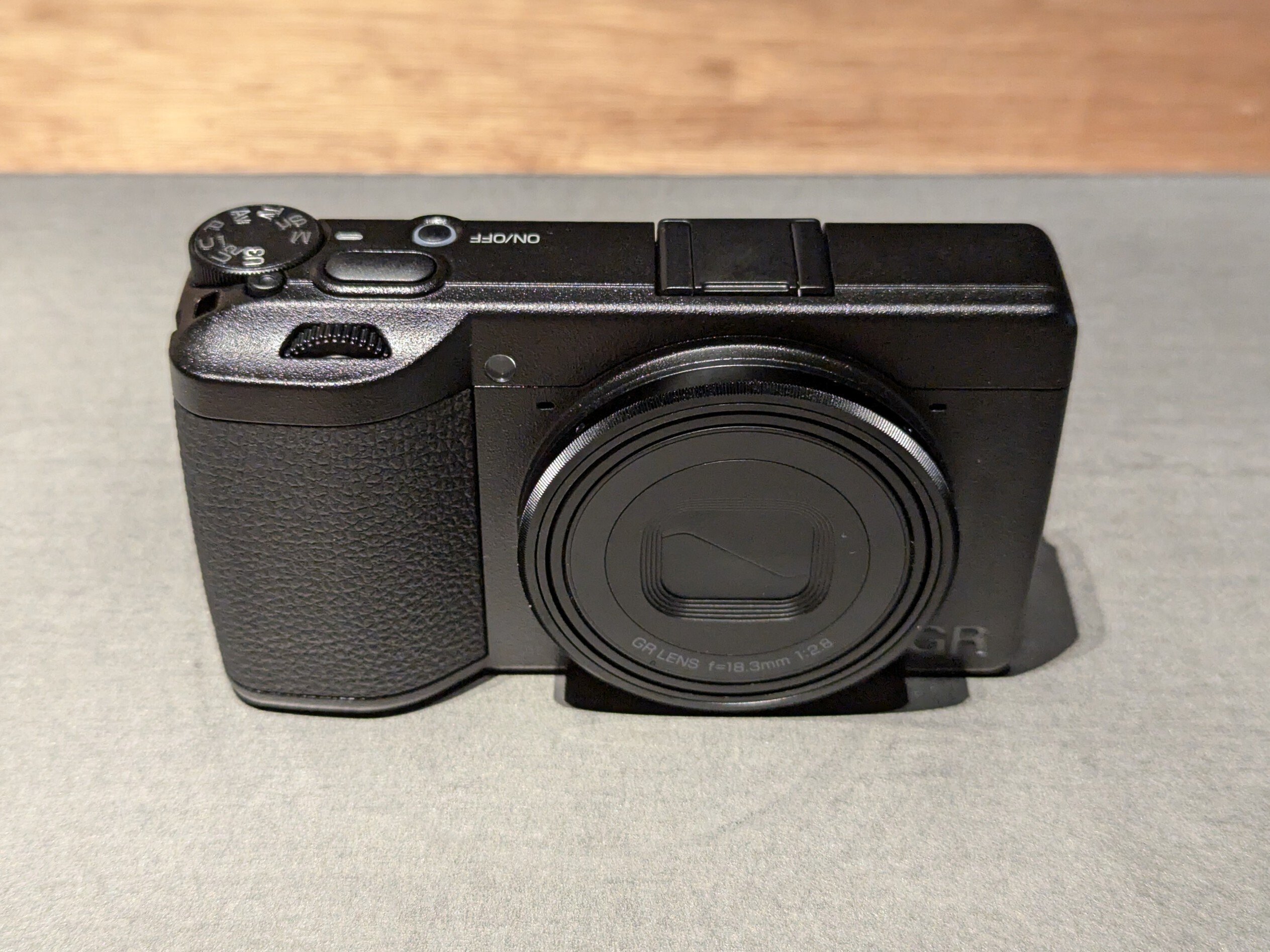 【美品】 RICOH GR DIGITAL Ⅳ シャッター数785 中古】RICOH リコー GR DIGITAL IV コンパクトデジタルカメラ